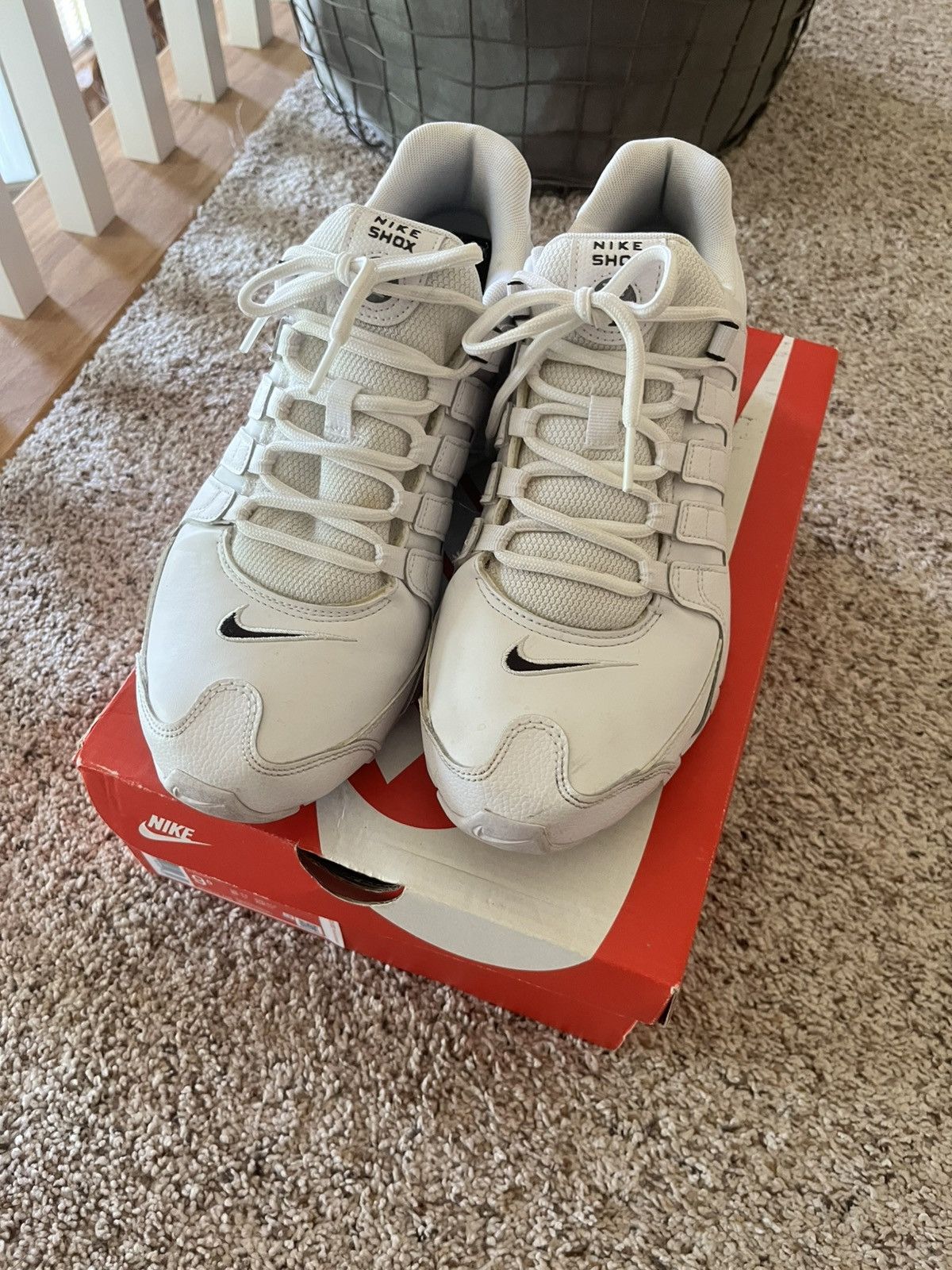 Nike Shox NZ 9.5