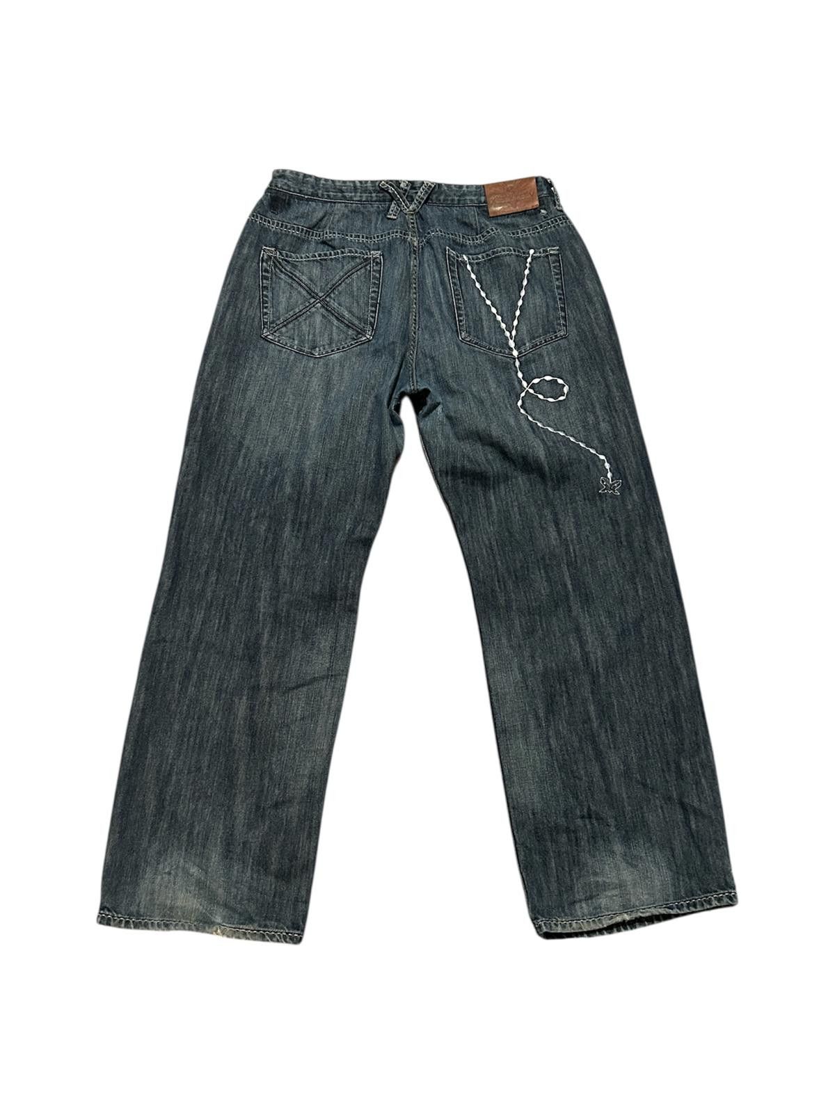 2000's Y2k Rosary Embroidered Faded Jeans