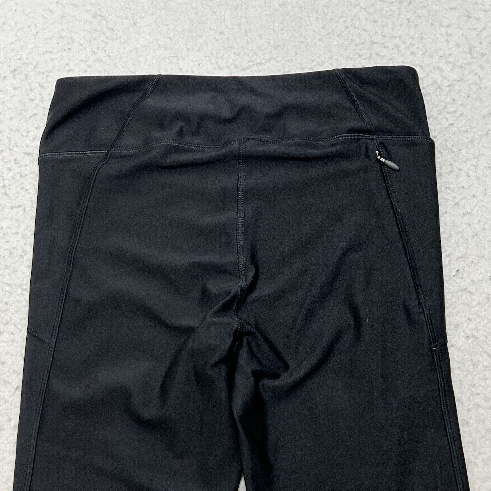 Under Armour Under Armour Capri Athletic Leggings Black + Gray Yoga Pants Size 30" / US 8 / IT 44 - 6 Thumbnail