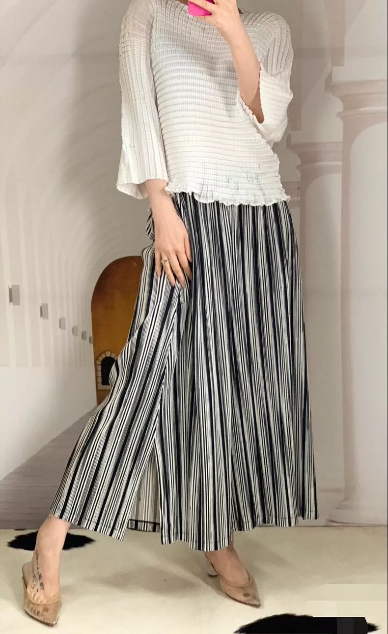 Issey Miyake Issey Miyake Striped wide-leg pants Size 25" / US 0 / IT 36 - 2 Thumbnail