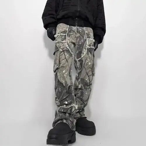 Embroidered Patch Denim Ripped Jeans