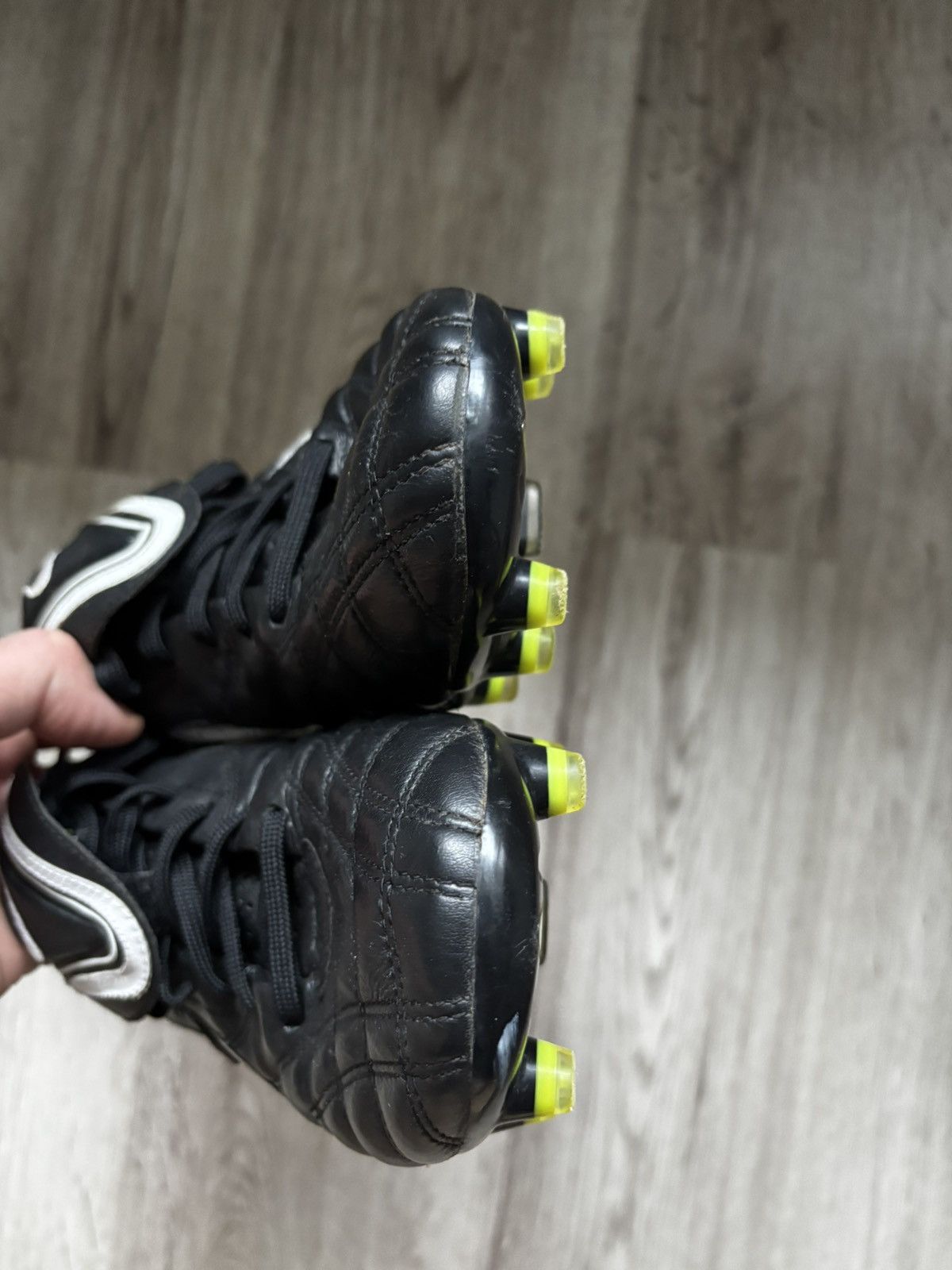 Nike Nike Tiempo Legend III FG Soccer Cleats VoltNo Insoles Size US 9 / EU 42 - 2 Thumbnail