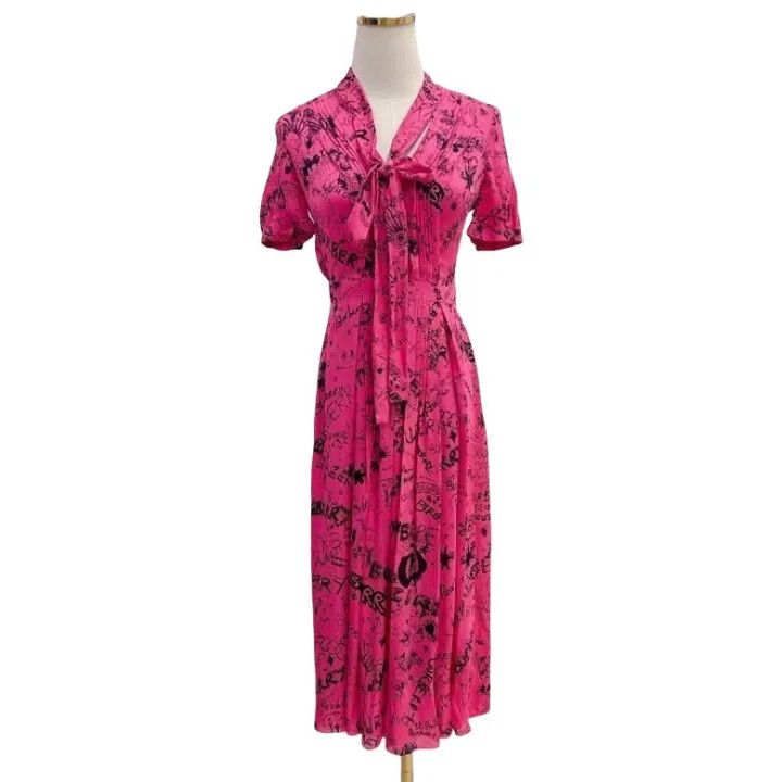 Burberry Burberry Fashion Print Long Dress for Women 0079 Size XS / US 0-2 / IT 36-38 - 1 Thumbnail