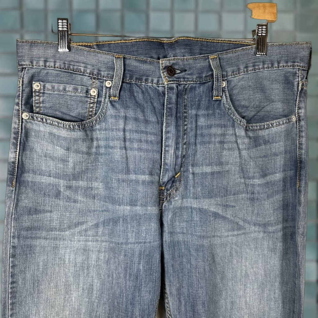 Levi's Levi’s 527 Jeans Men's 36x34 Blue Bootcut 100% Cotton Workwear Medium Wash Slim Zip Closure Size US 36 / EU 52 - 1 Thumbnail