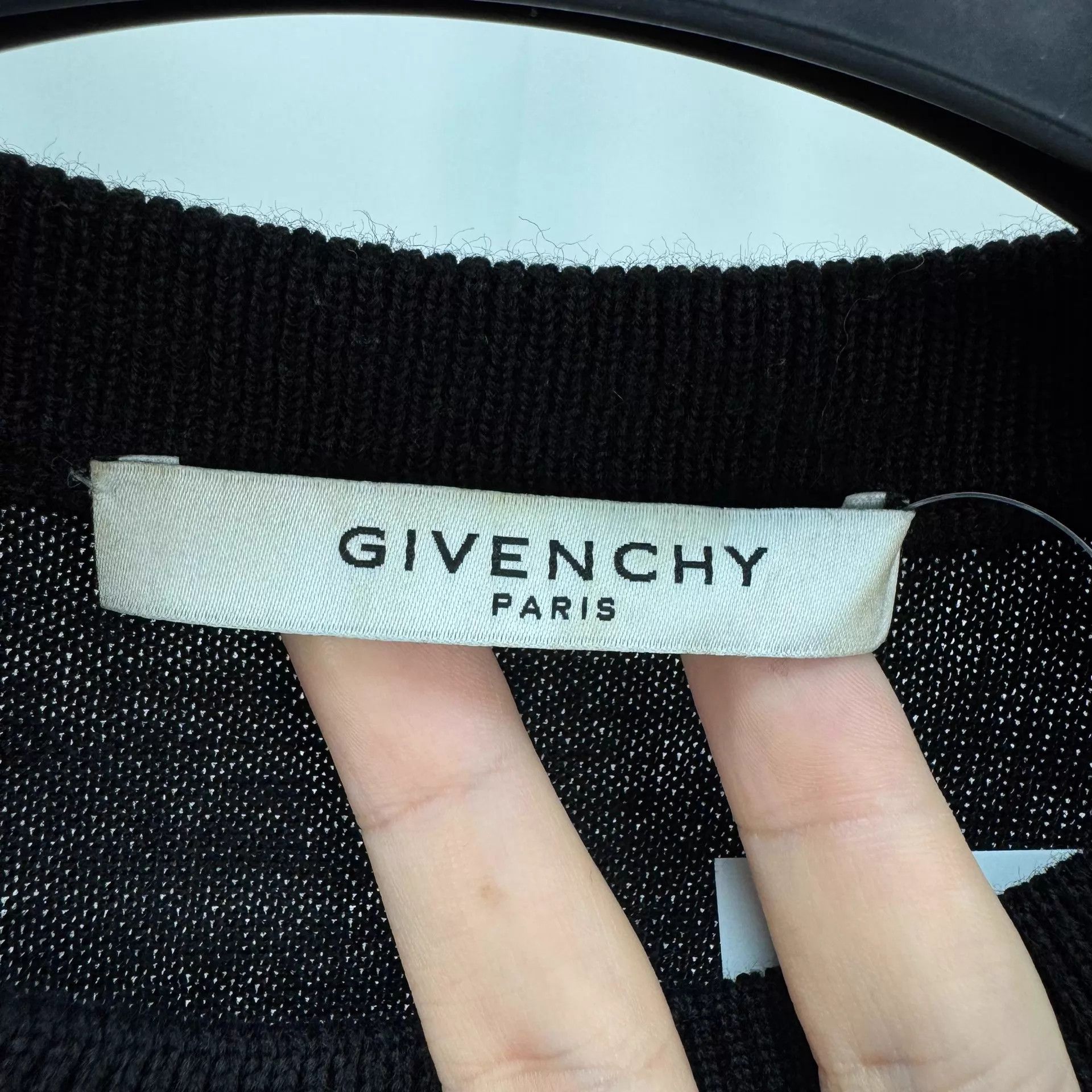 Givenchy GVC Rainbow Embroidered Logo Wool Sweater S 95New Size S / US 4 / IT 40 - 5 Thumbnail