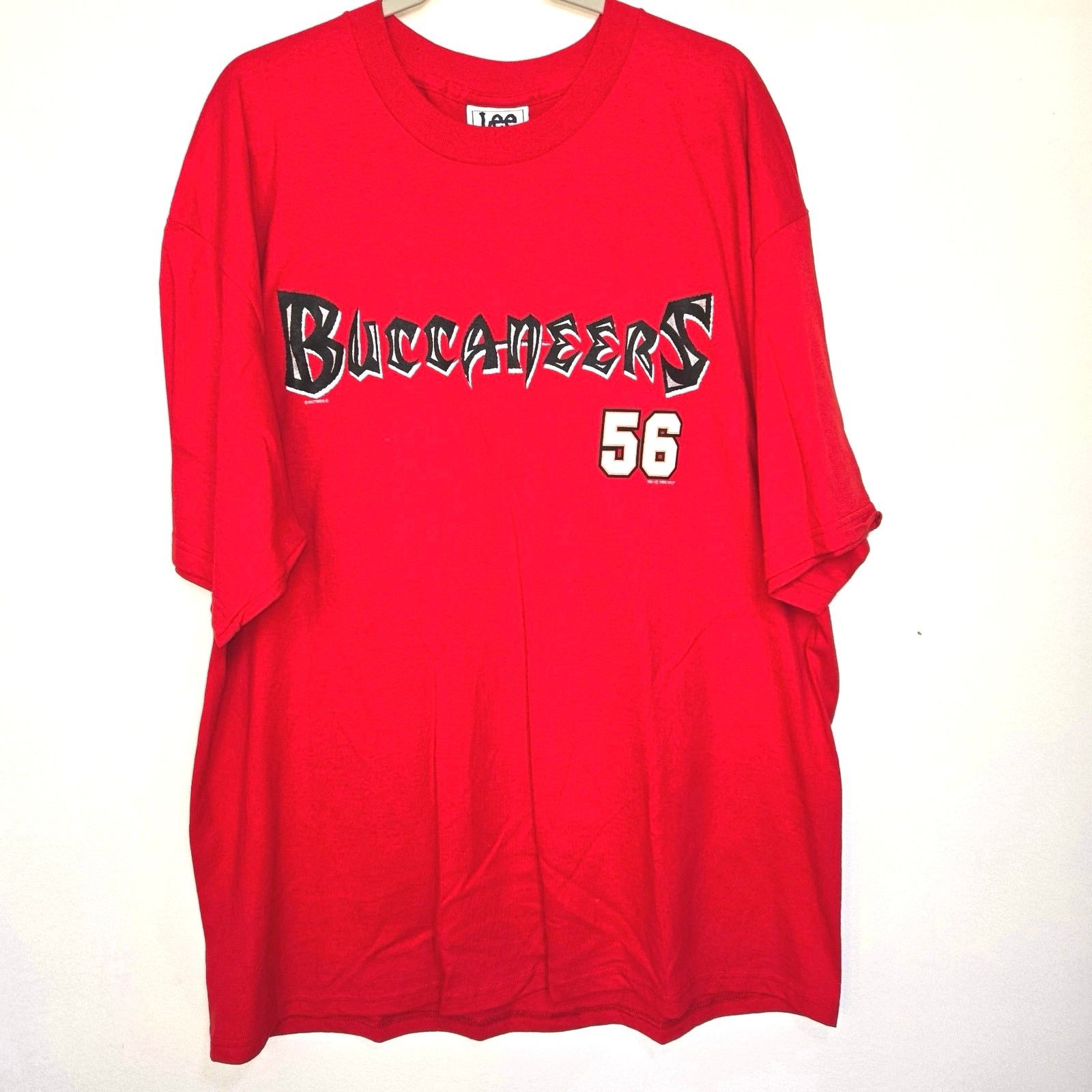 Lee Vintage Buccaneers t-shirt. 2XL. Number 56 Hardy Nickerson. Size US XXL / EU 58 / 5 - 1 Thumbnail