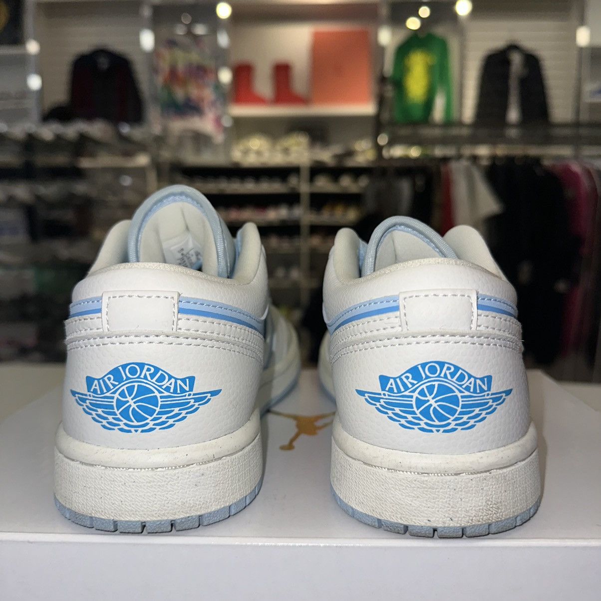Jordan Brand × Nike Size 6W (4.5M) - Nike Air Jordan 1 Low SE Reverse Ice Blue Size US 6 / IT 36 - 4 Thumbnail