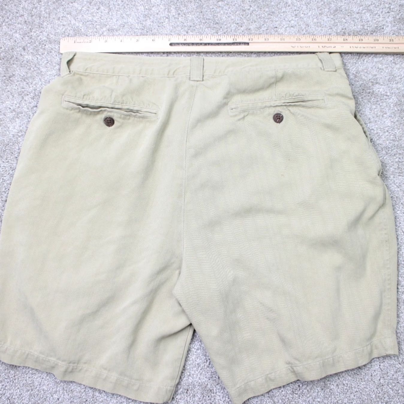 Tommy Bahama Tommy Bahama Shorts Mens 36 Beige 100% Silk Flat Front Chino 9" Inseam Casual Preppy Size US 36 / EU 52 - 5 Thumbnail