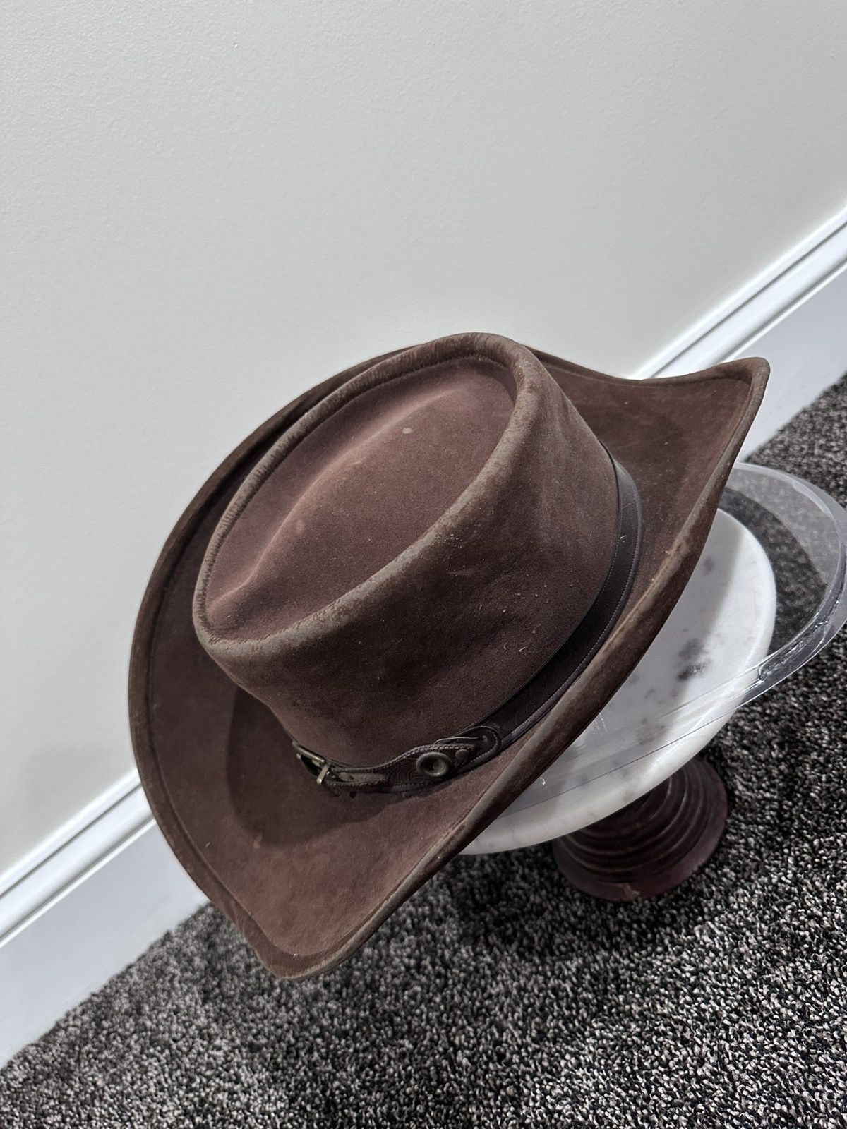 Bailey Hats × Cowboy Equipment × Vintage Vintage Bailey Brown Suede Cowboy Wild West Hat Size ONE SIZE - 6 Thumbnail