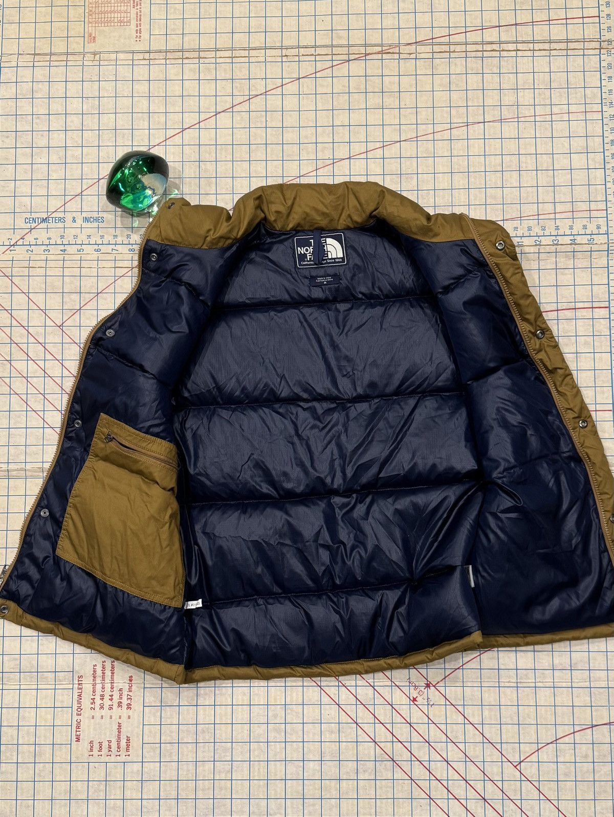 The North Face The North Face Goldish Brown Puffer Vest Mens Size Medium Size US M / EU 48-50 / 2 - 6 Thumbnail