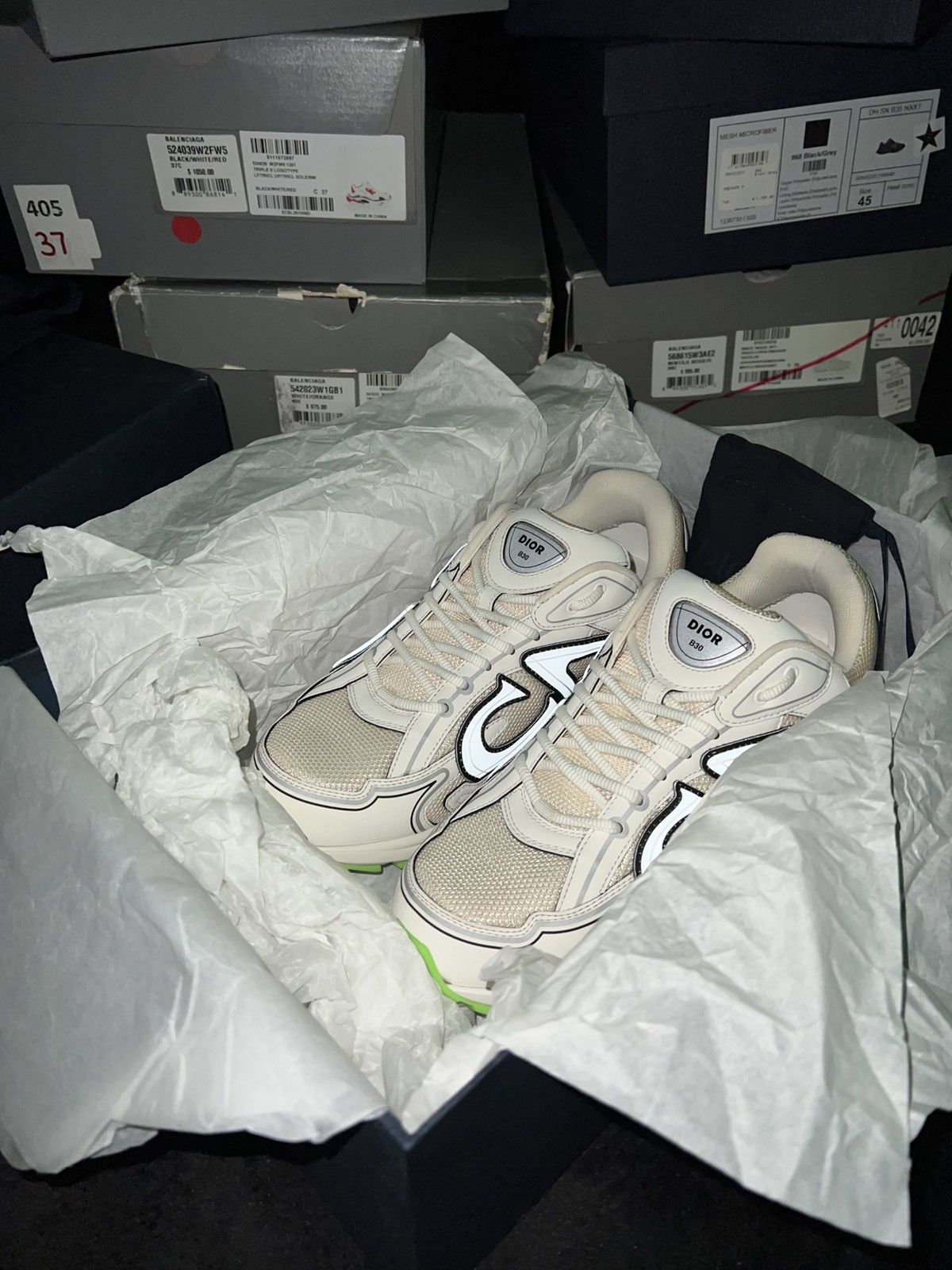 Dior Christian Dior B30 “Lime Bottom” Size US 10 / EU 43 - 11 Thumbnail