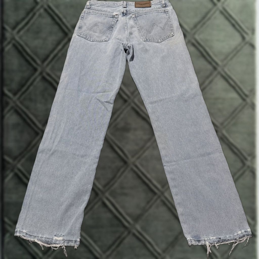 Wrangler Wrangler Jeans Men Blue Denim Distressed Relaxed Fit 32X32 Wrangler Rugged Wear Jeans Men Blue Denim Distressed Relaxed Fit 32X32 Size US 32 / EU 48 - 1 Thumbnail