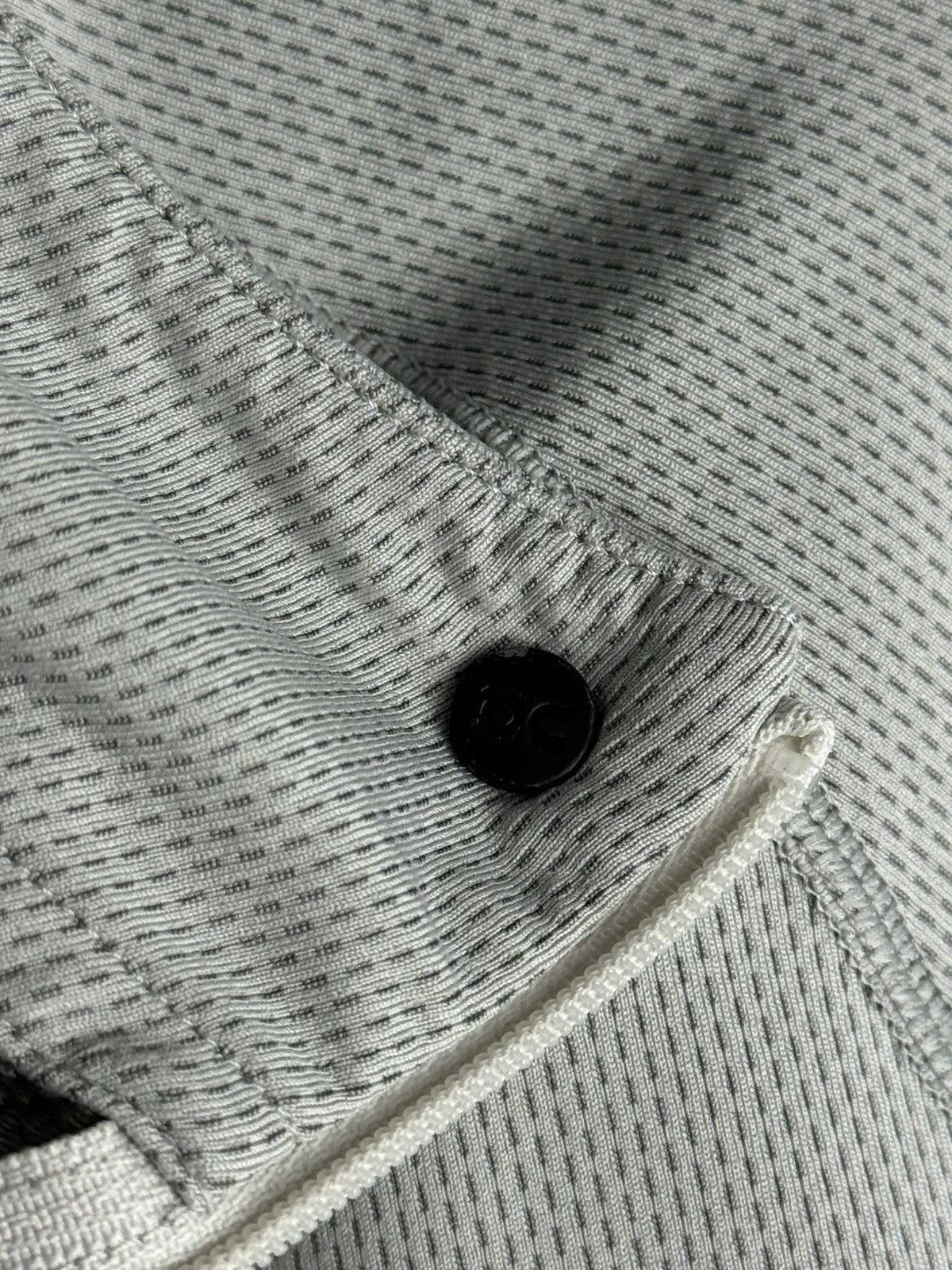 On On Running Clima-Shirt Half Zip Pullover Swiss Engineering Size US L / EU 52-54 / 3 - 10 Thumbnail