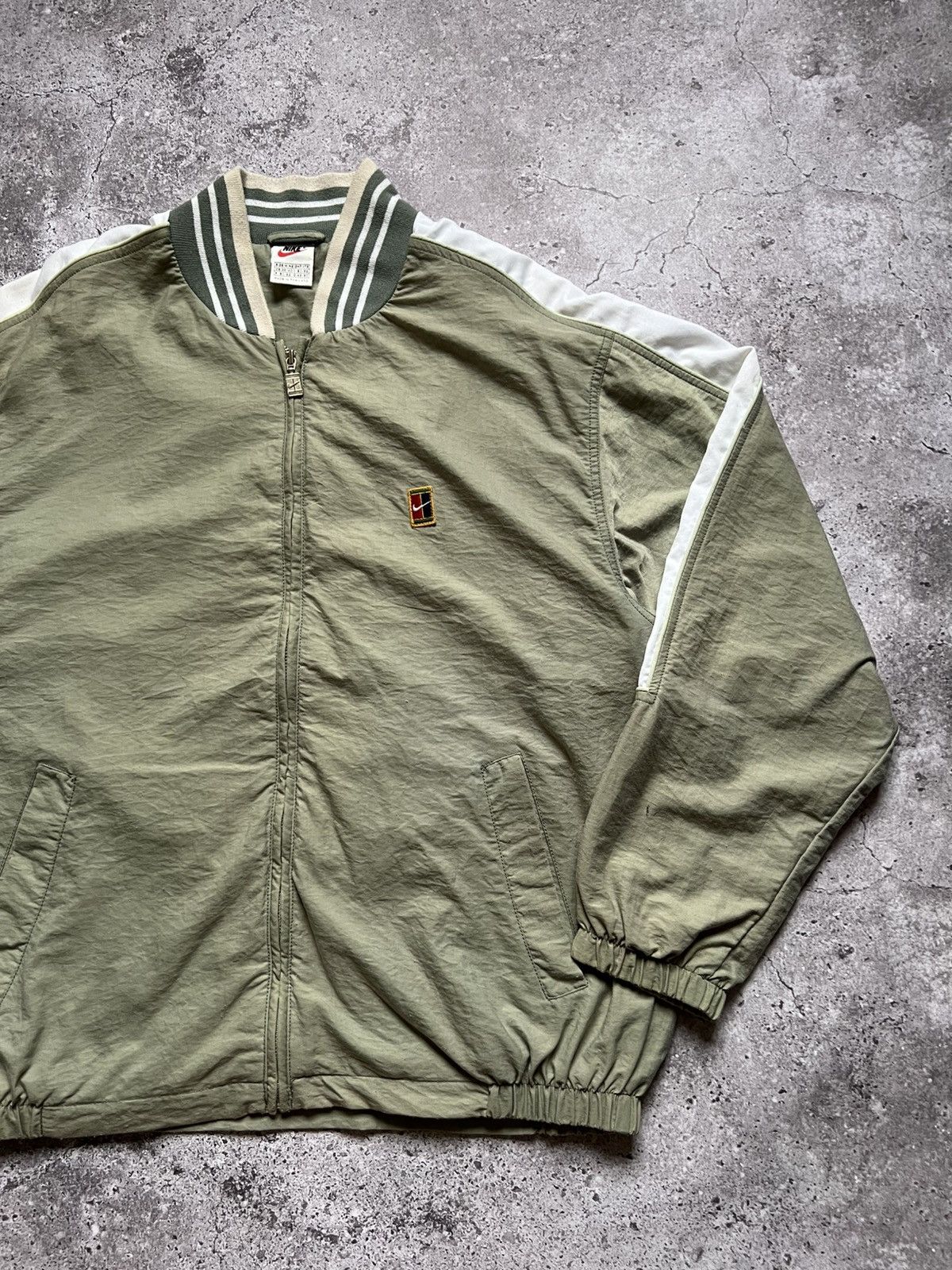 Nike × Vintage Vintage 90s Nike Court Tennis Bomber Jacket Size US M / EU 48-50 / 2 - 3 Thumbnail