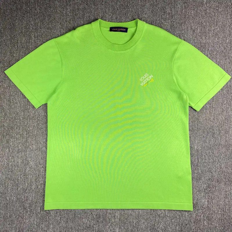 Louis Vuitton Louis Vuitton Green Cotton T-Shirt for Women 0089 Size XL / US 12-14 / IT 48-50 - 1 Thumbnail
