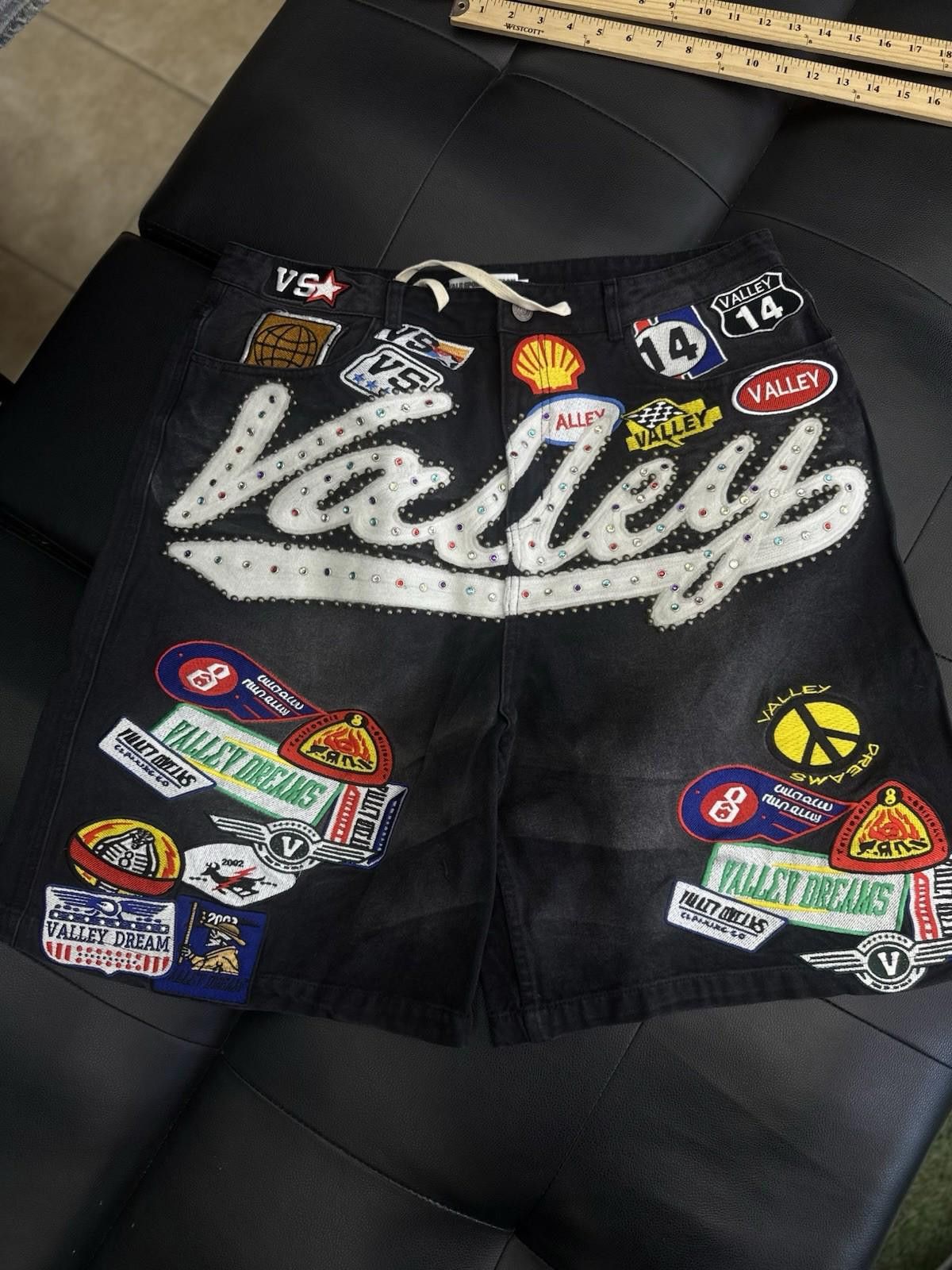 Vale Valley Black Denim Patchwork Shorts Size 34 (Brand New) Size US 34 / EU 50 - 4 Thumbnail