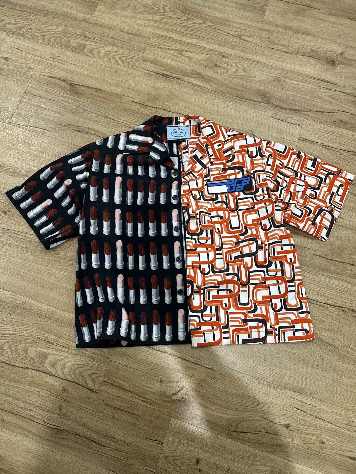 Prada Prada Lipstick Split Shirt Size US M / EU 48-50 / 2 - 1 Thumbnail