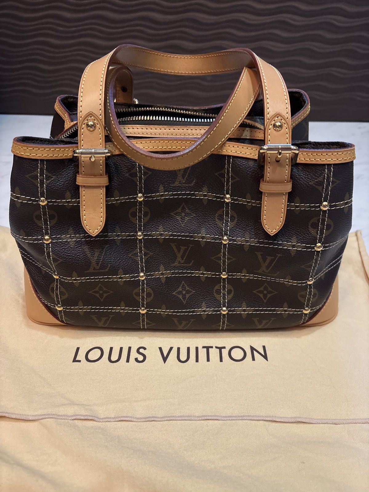 Louis Vuitton Louis Vuitton LE Monogram Canvas Riveting Handbag Size ONE SIZE - 2 Thumbnail
