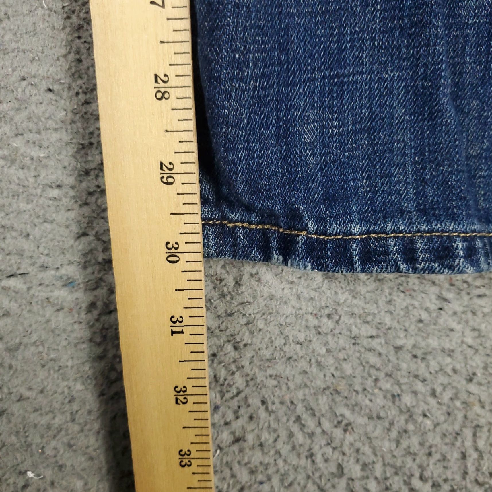 Levi's Levis 501 Jeans Men 38x30 Blue Denim Button Fly Straight Leg Regular Fit Casual Pants Size US 38 / EU 54 - 5 Thumbnail