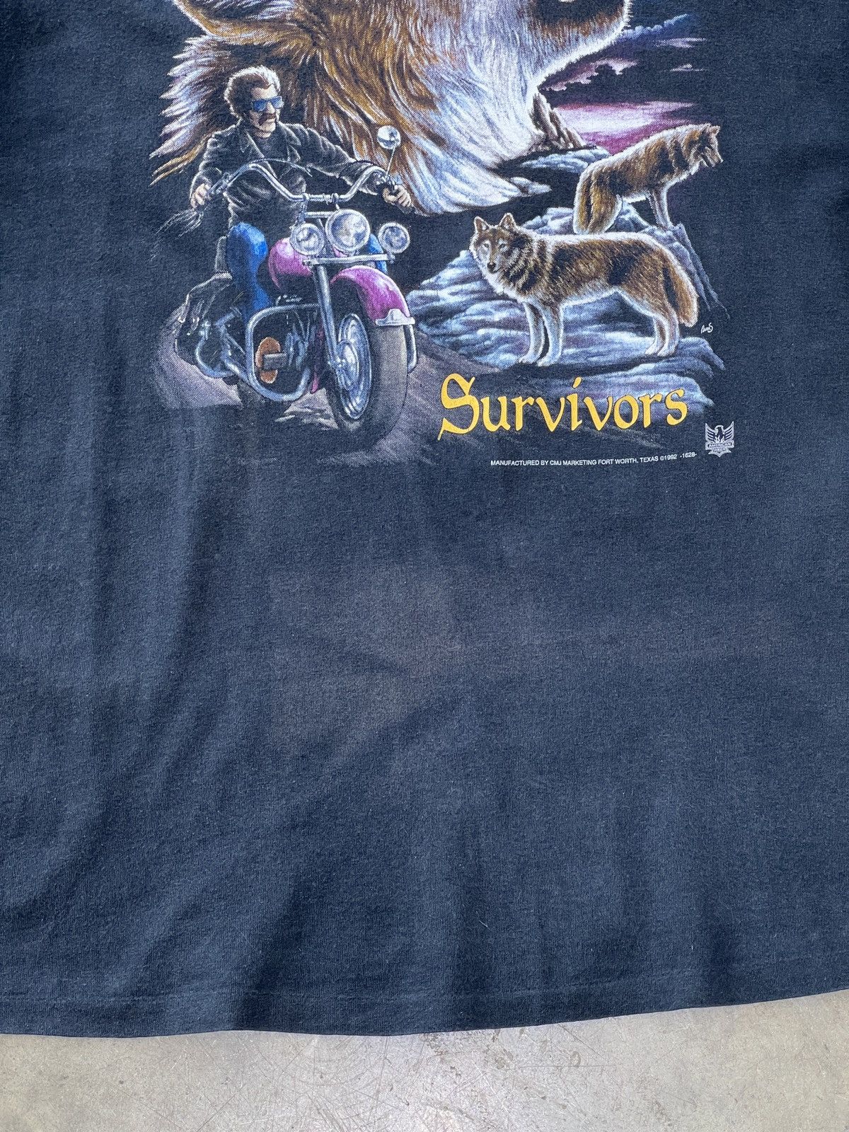 Harley Davidson Vintage 3D Emblem 1992 Survivors Motorcycle Wolf Tee XXL Size US XXL / EU 58 / 5 - 6 Thumbnail