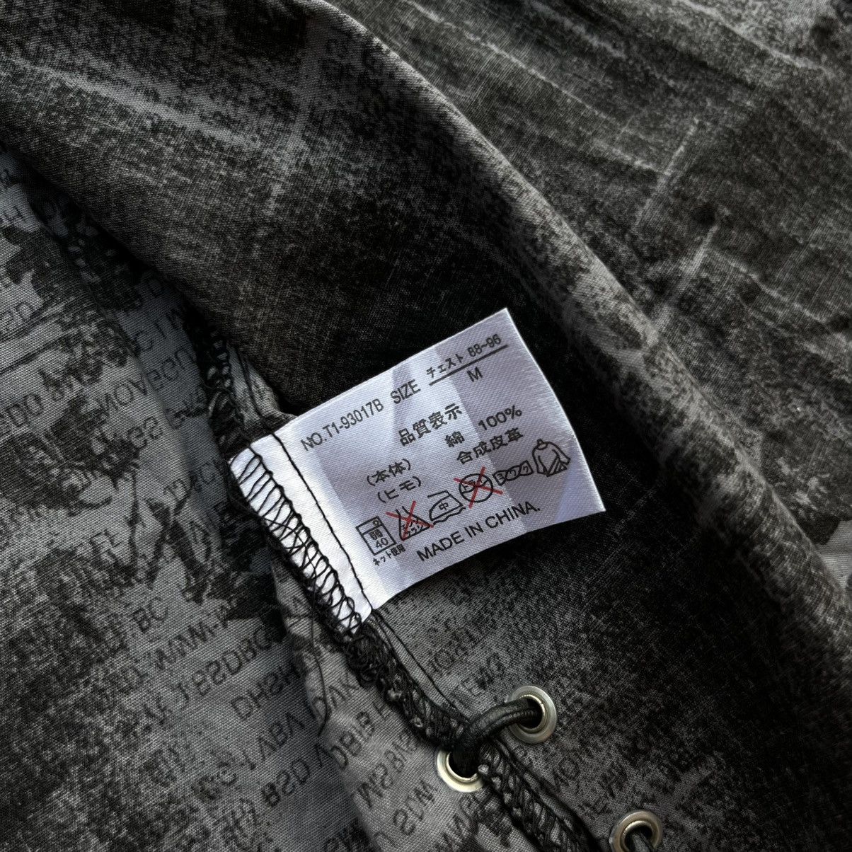 Hysteric Glamour EUPHUISTIC LACE UP POEM FULL PRINT PUNK FULL ZIPPER SHORT S Size US M / EU 48-50 / 2 - 6 Thumbnail