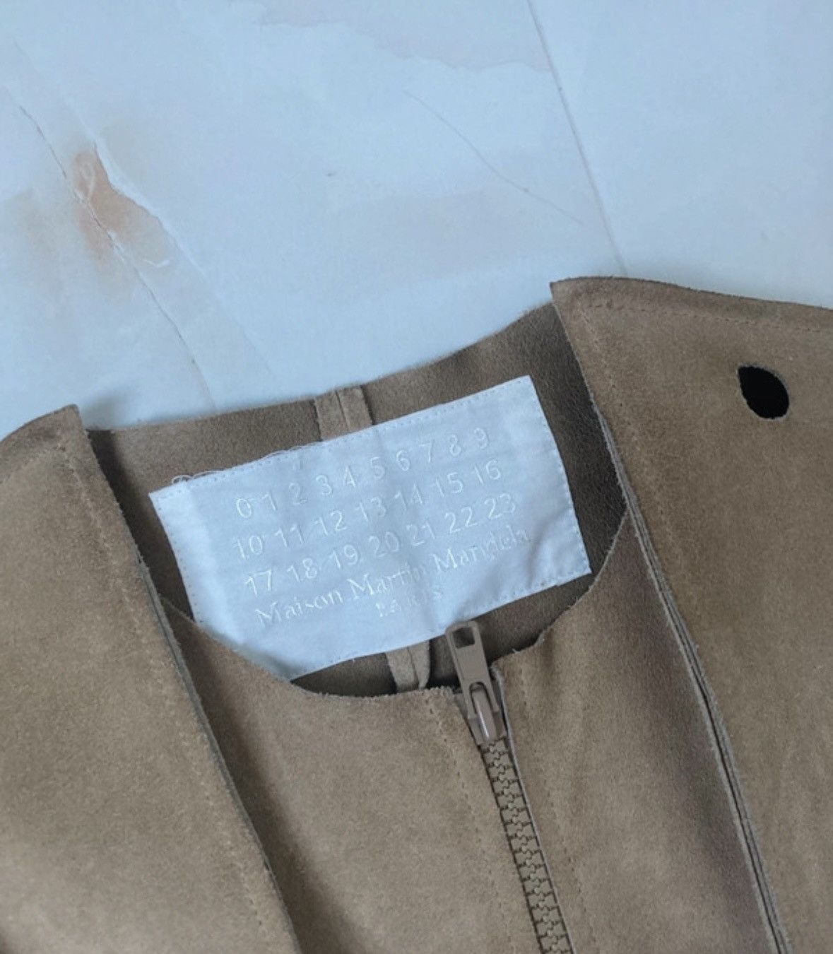 H&M × Maison Margiela Maison Margiela x H&M Beige Suede mannequin Leather jacket Size M / US 6-8 / IT 42-44 - 3 Thumbnail
