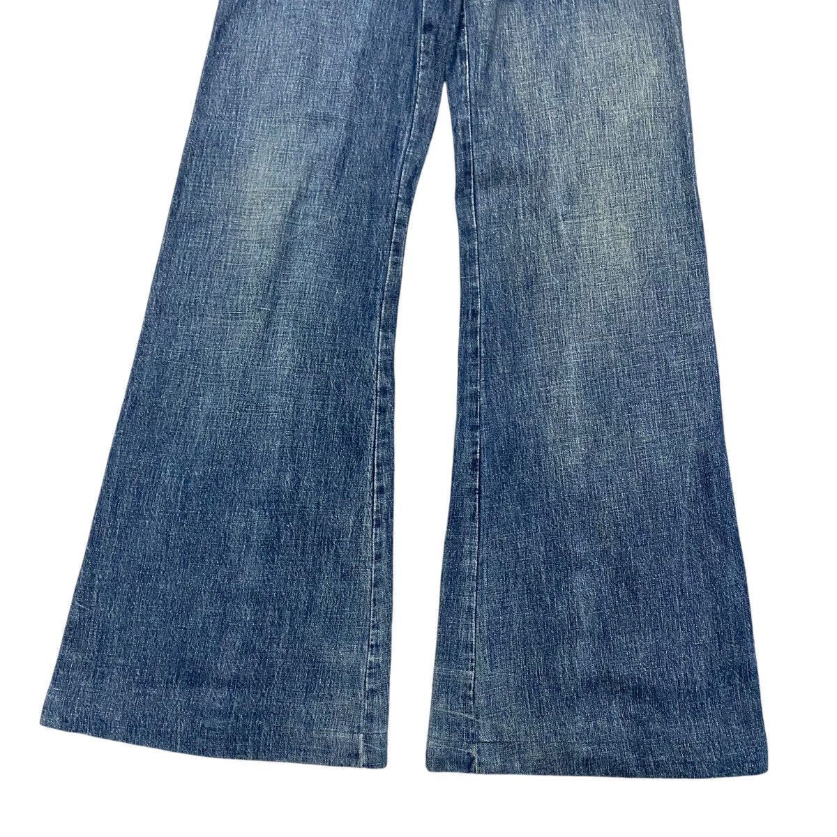 Marithe + Francois Girbaud Marithe Francois Girbaud Denim Super Flare Low Rise Jeans Size 28" / US 6 / IT 42 - 7 Thumbnail