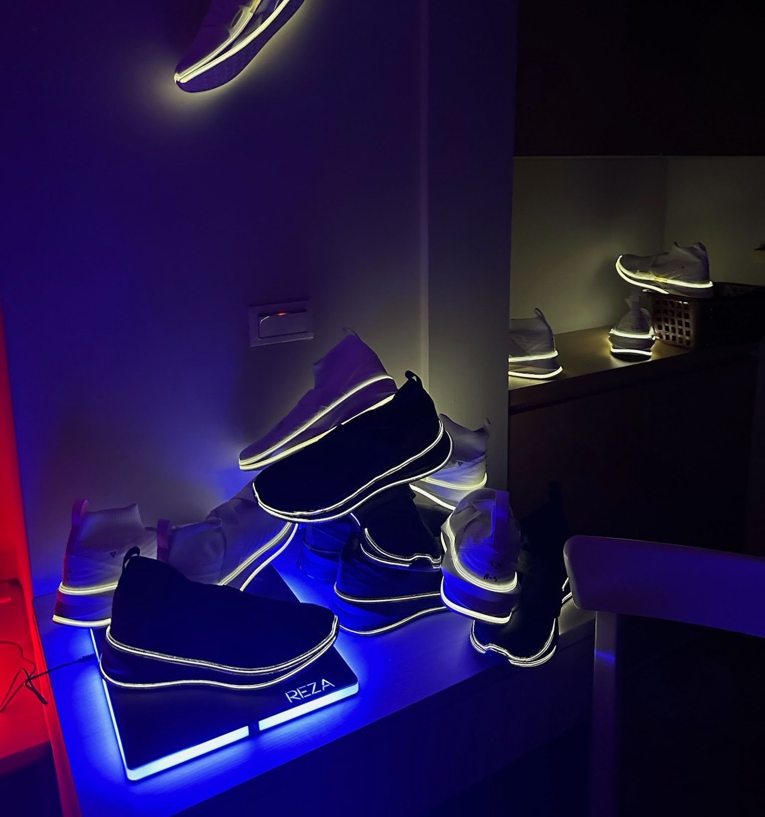 Other REZA 1 Re-Mastered Black LED Techwear Sz 10 1/500 NIB Size US 10 / EU 43 - 8 Thumbnail