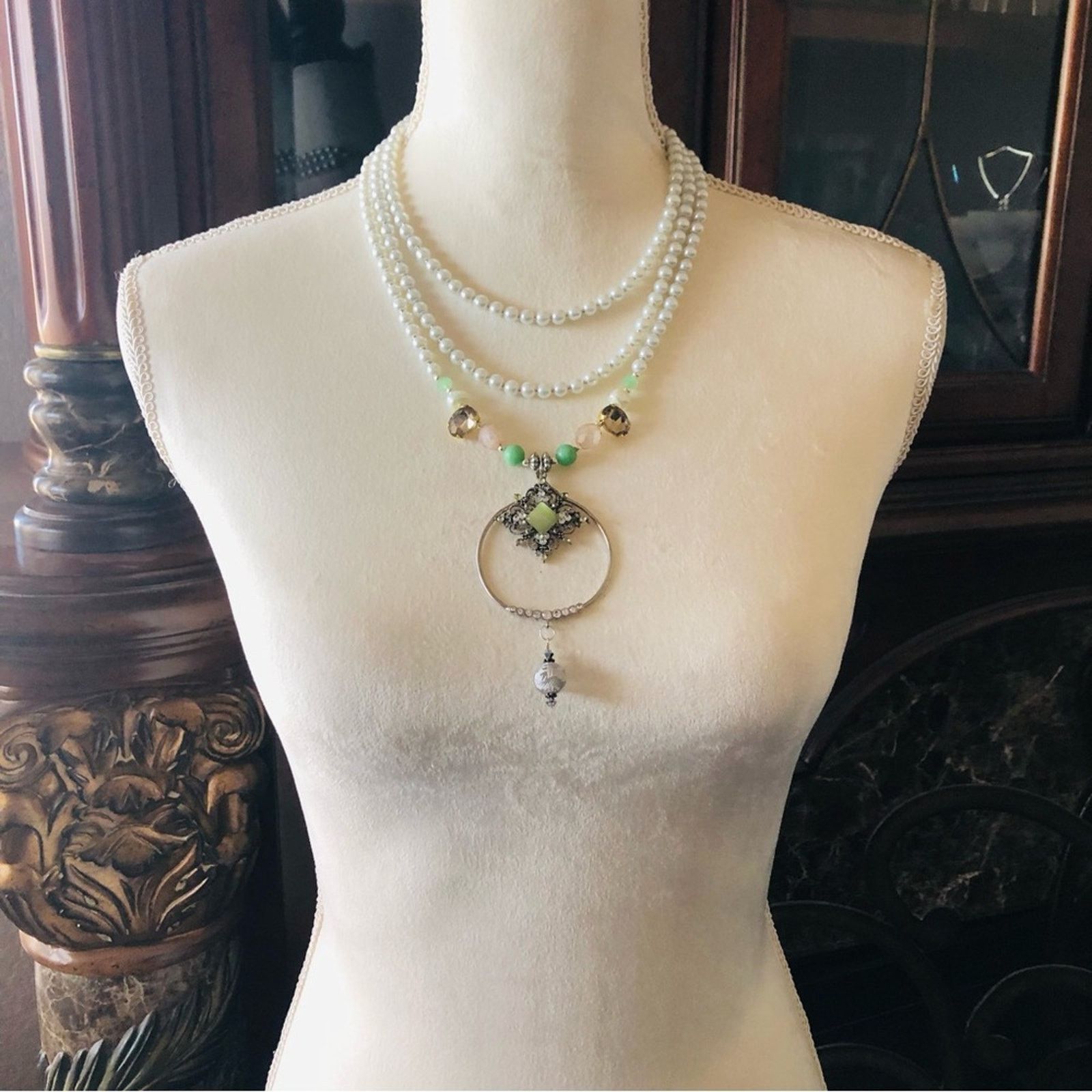 Handmade Handcrafted repurpose moon glow amulet glass Pearl neckla Size ONE SIZE - 5 Thumbnail