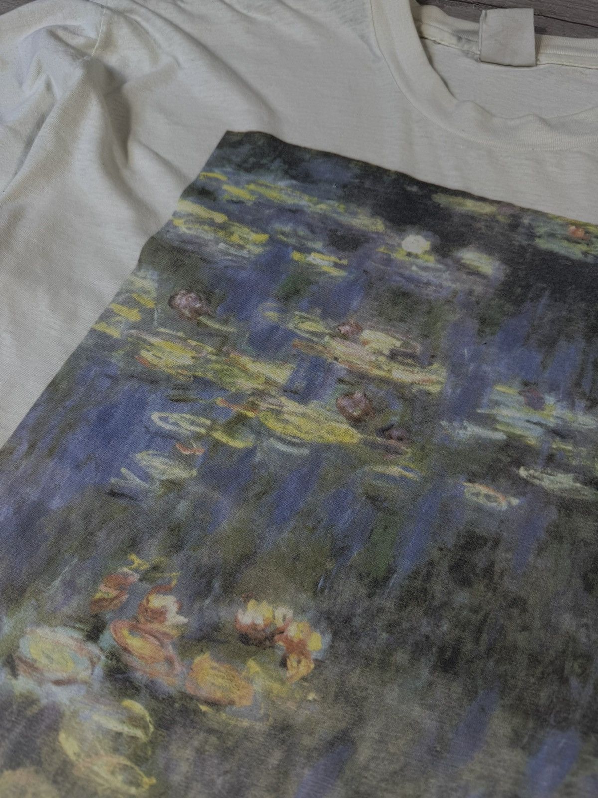 Vintage Claude Monet Les Nympheas Vintage Art Tee Size L Size US L / EU 52-54 / 3 - 3 Thumbnail