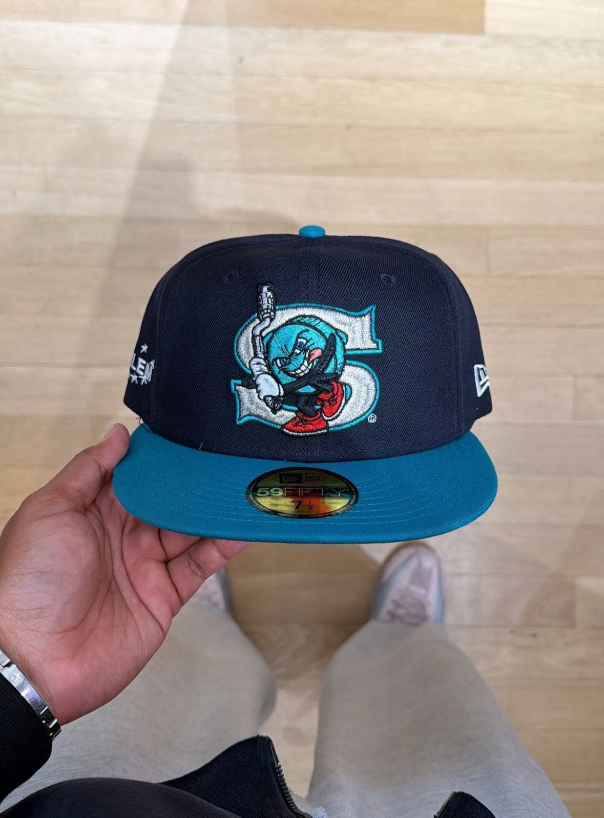 Supreme 7 3/8 Supreme x Salem Fitted Hat New Eta Size ONE SIZE - 1 Thumbnail