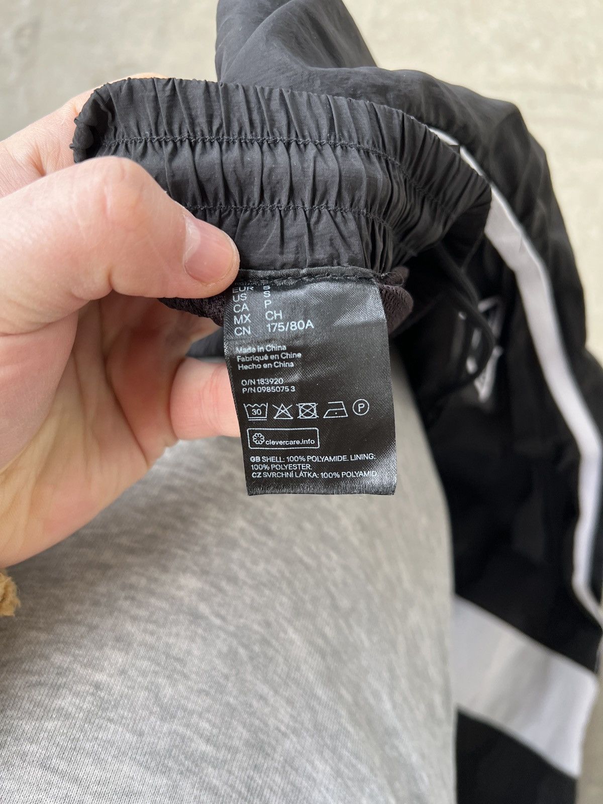 H&M H&M Lover's F.C. Sweatpants Size US 30 / EU 46 - 6 Thumbnail