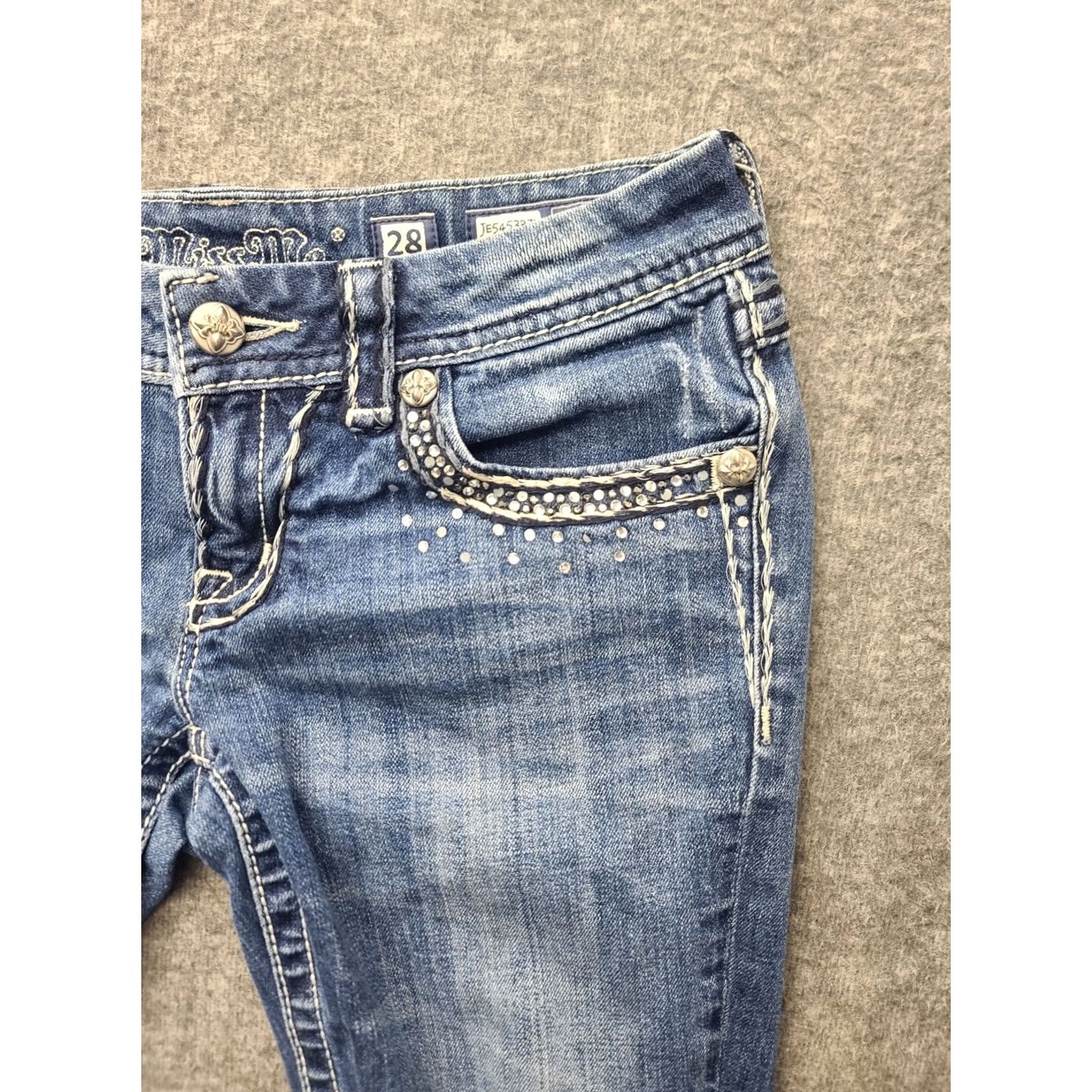 Miss Me Miss Me Jeans 28x28 Jeans Regular 28 Blue Embroidered Rhinestone Embellished Mid Rise Bootcut Denim Womens - 5-Pocket Style Western 28in Inseam XS? Size 28" / US 6 / IT 42 - 7 Thumbnail