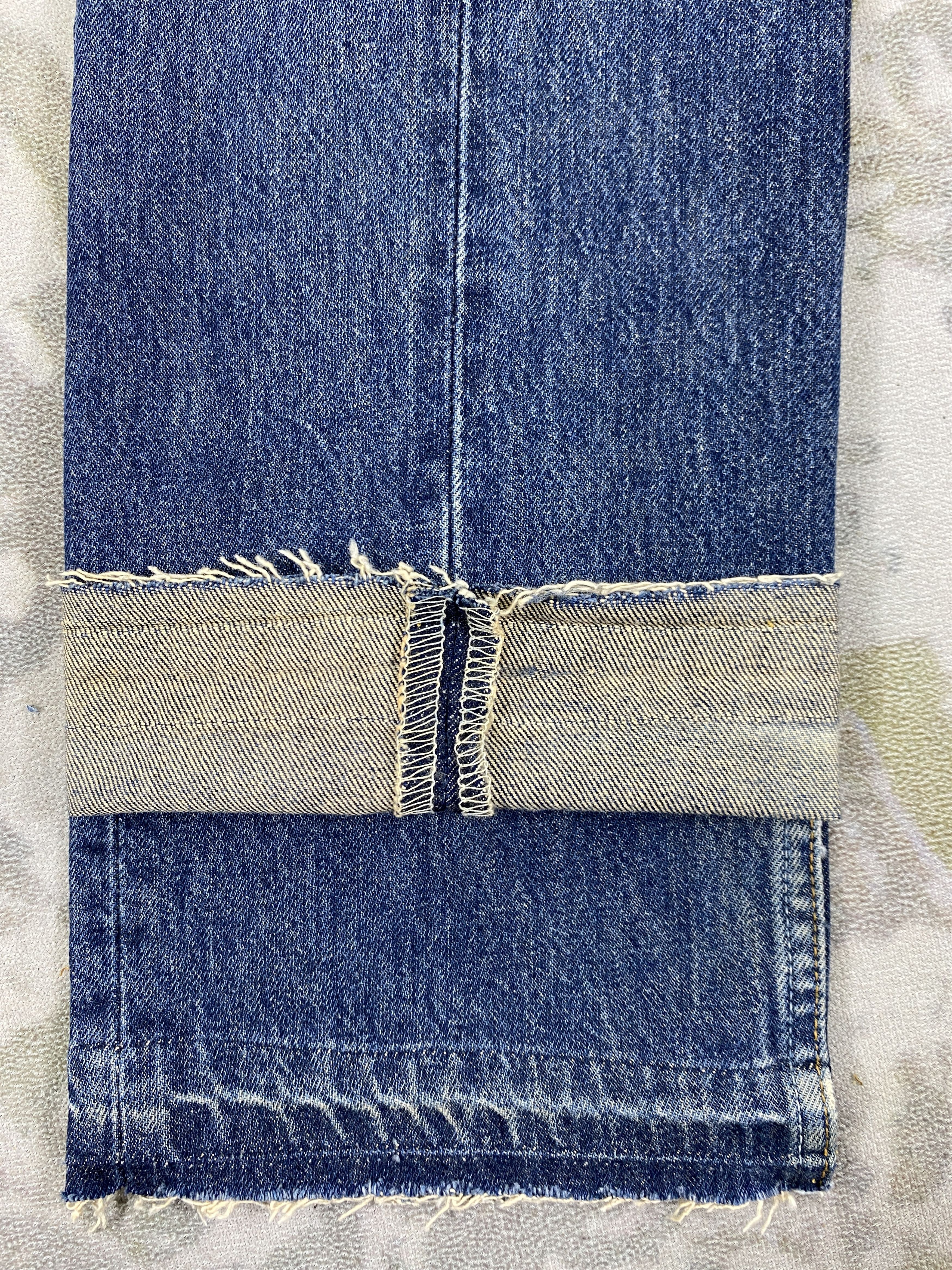 Levi's Vintage Clothing Distressed Blue Vintage Levi's 501 Jeans 29x27.5- JN3862 Size US 29 - 12 Thumbnail
