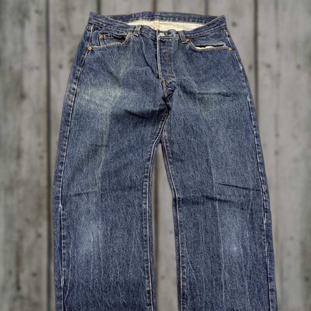 Levi's VINTAGE Levi's 501 Jeans Shirt? Wait, check. Size US 32 / EU 48 - 1 Thumbnail