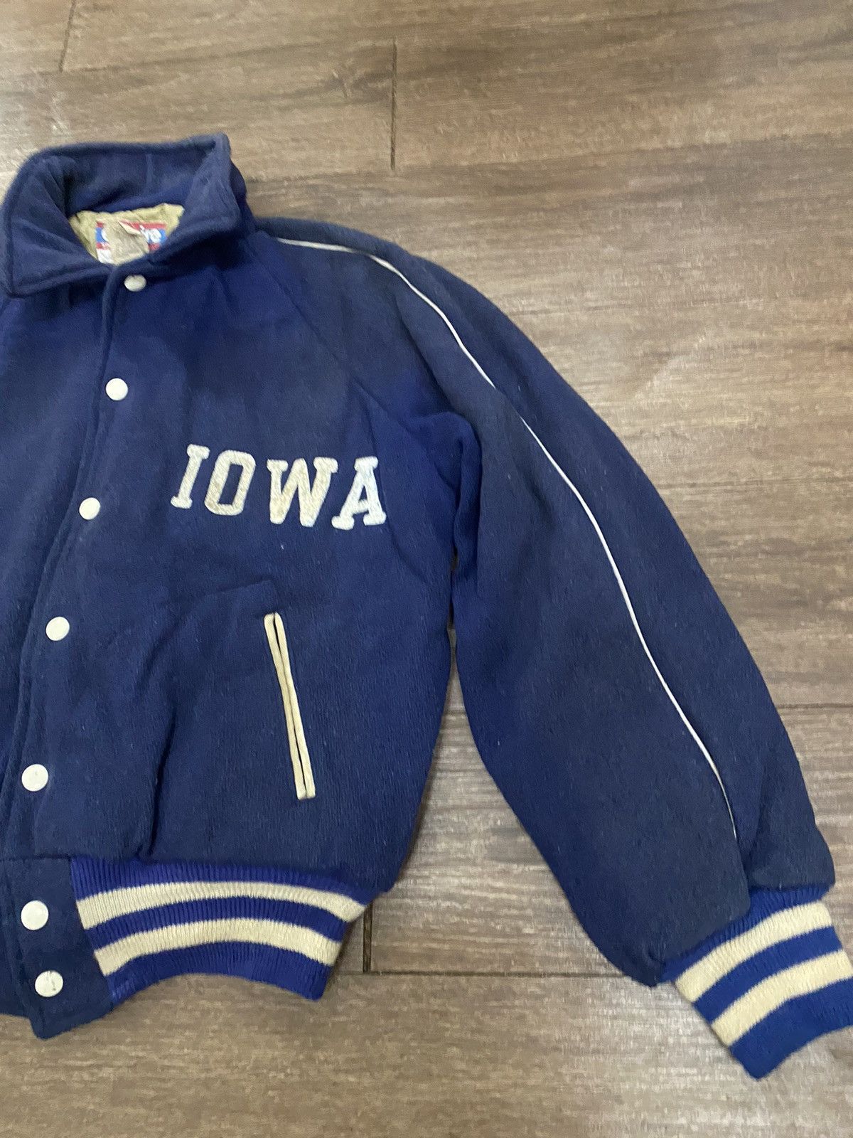 Vintage Iowa vintage varsity jacket Size US M / EU 48-50 / 2 - 2 Thumbnail