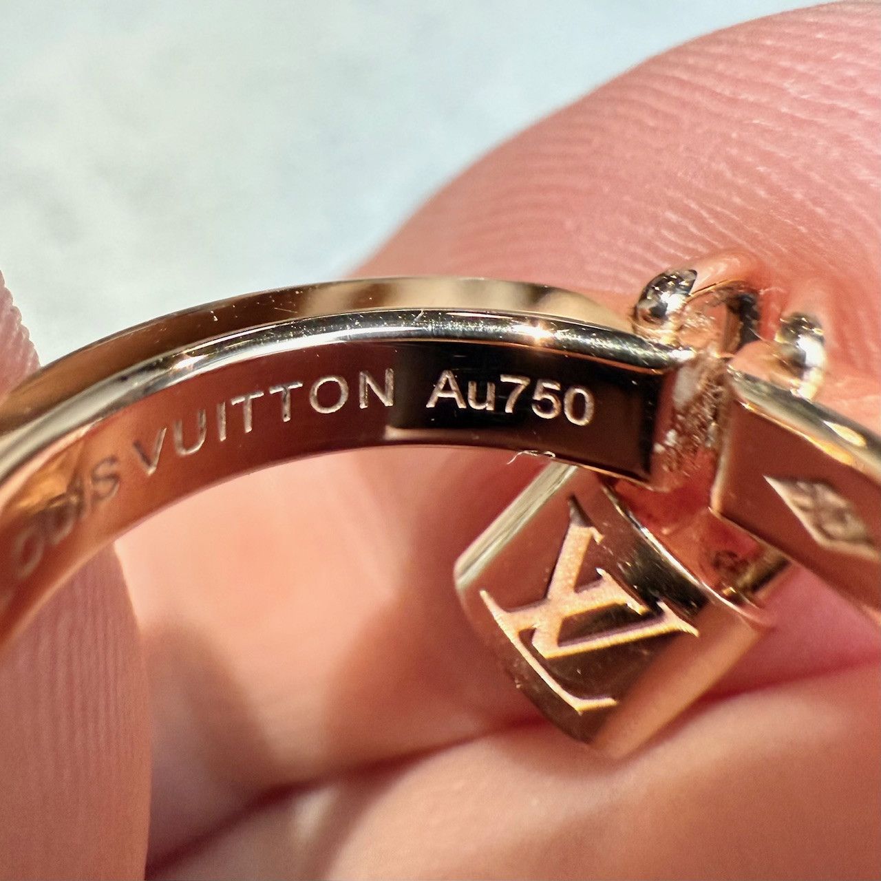 Louis Vuitton Louis Vuitton 18k Rose Gold Berg Lockit Ring - EU 49 / US 5 Size ONE SIZE - 9 Thumbnail