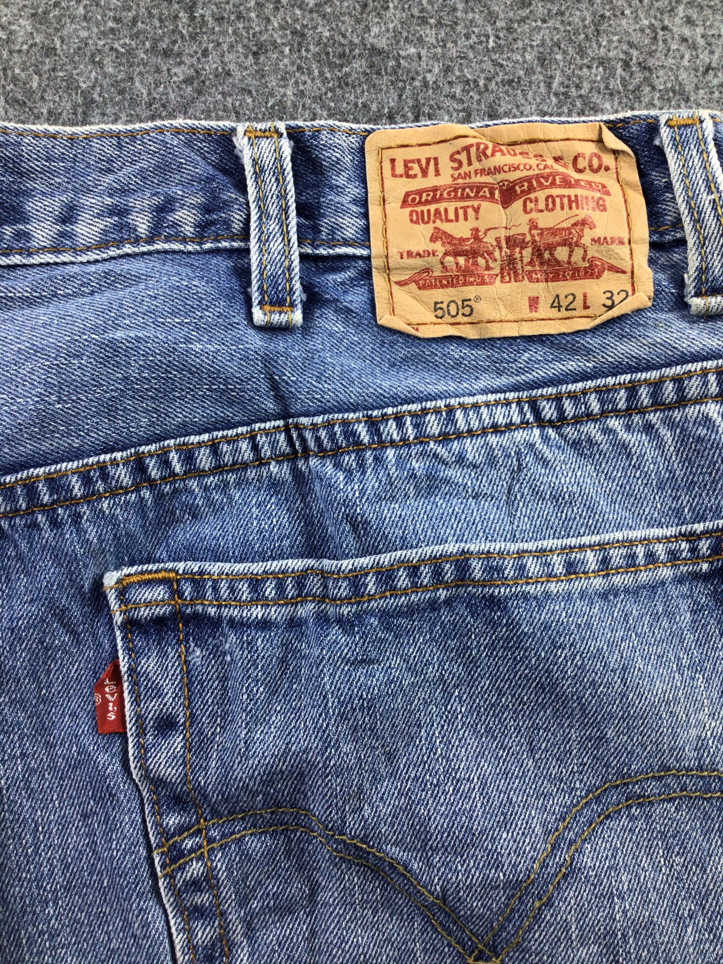Levi's Vintage Levis 505 Jeans-J720 Size US 41 - 5 Thumbnail