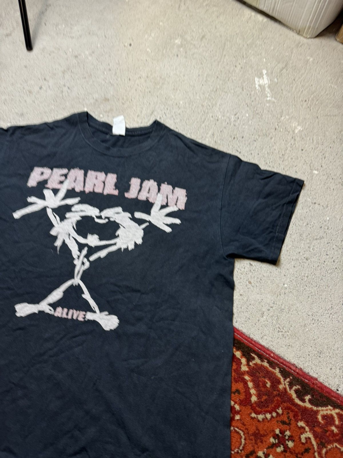 Band Tees × Vintage Vintage Y2K DEADSTOCK PEARL JAM ALIVE TOUR T SHIRT Size US M / EU 48-50 / 2 - 2 Thumbnail
