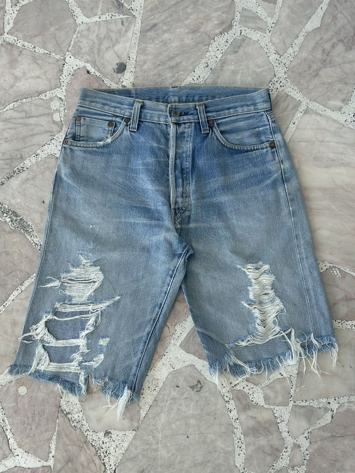 Levi's Levis 501 Vintage Ripped Denim Shorts Size US 31 - 1 Thumbnail