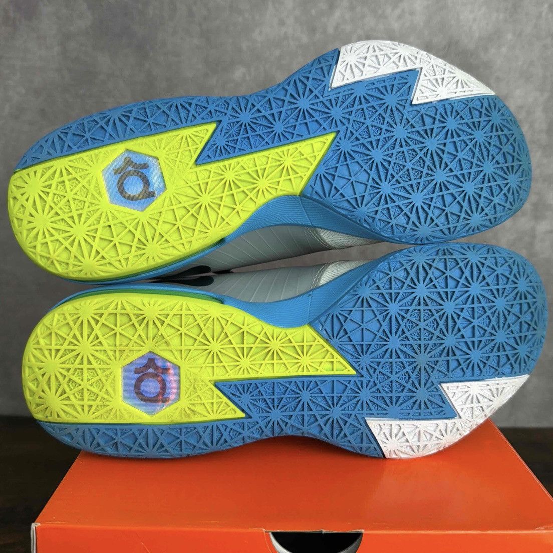 Nike Nike KD 6 Pure Platinum Home II Size 8.5 599424-009 Men’s OG Size US 8.5 / EU 41-42 - 7 Thumbnail