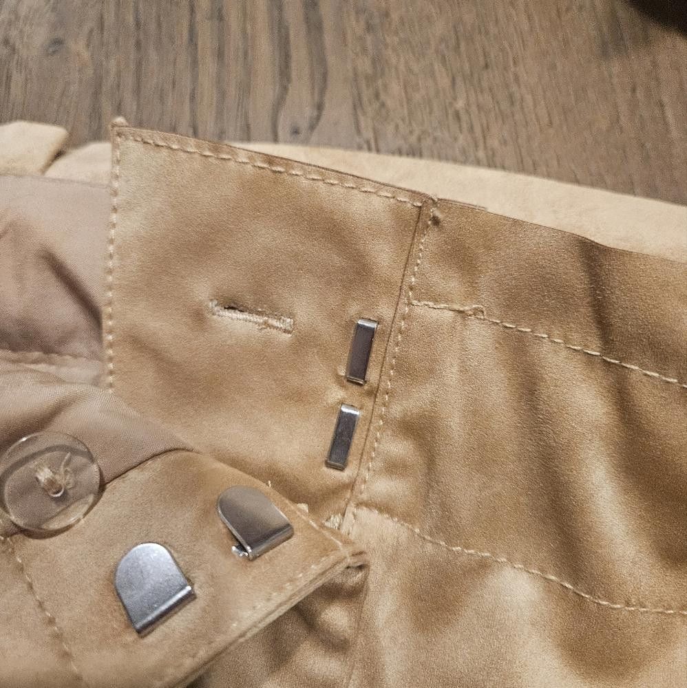 Designer Stylish Tan Suede Mini Skirt with Belt Size 32" / US 10 / IT 46 - 4 Thumbnail