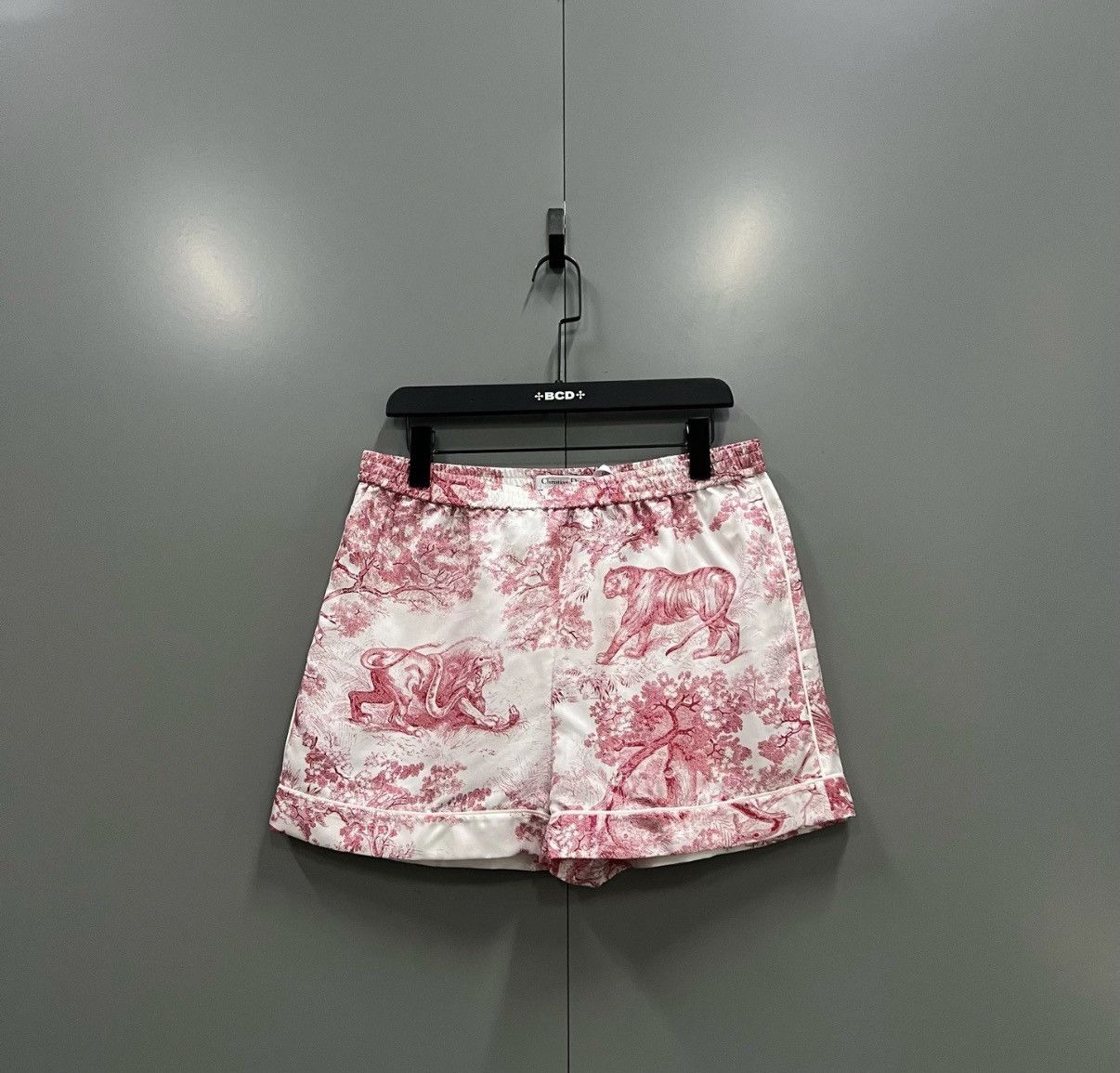 Dior Dior Silk Twill Animal Print Shorts J41 Size 27" / US 4 / IT 40 - 1 Thumbnail