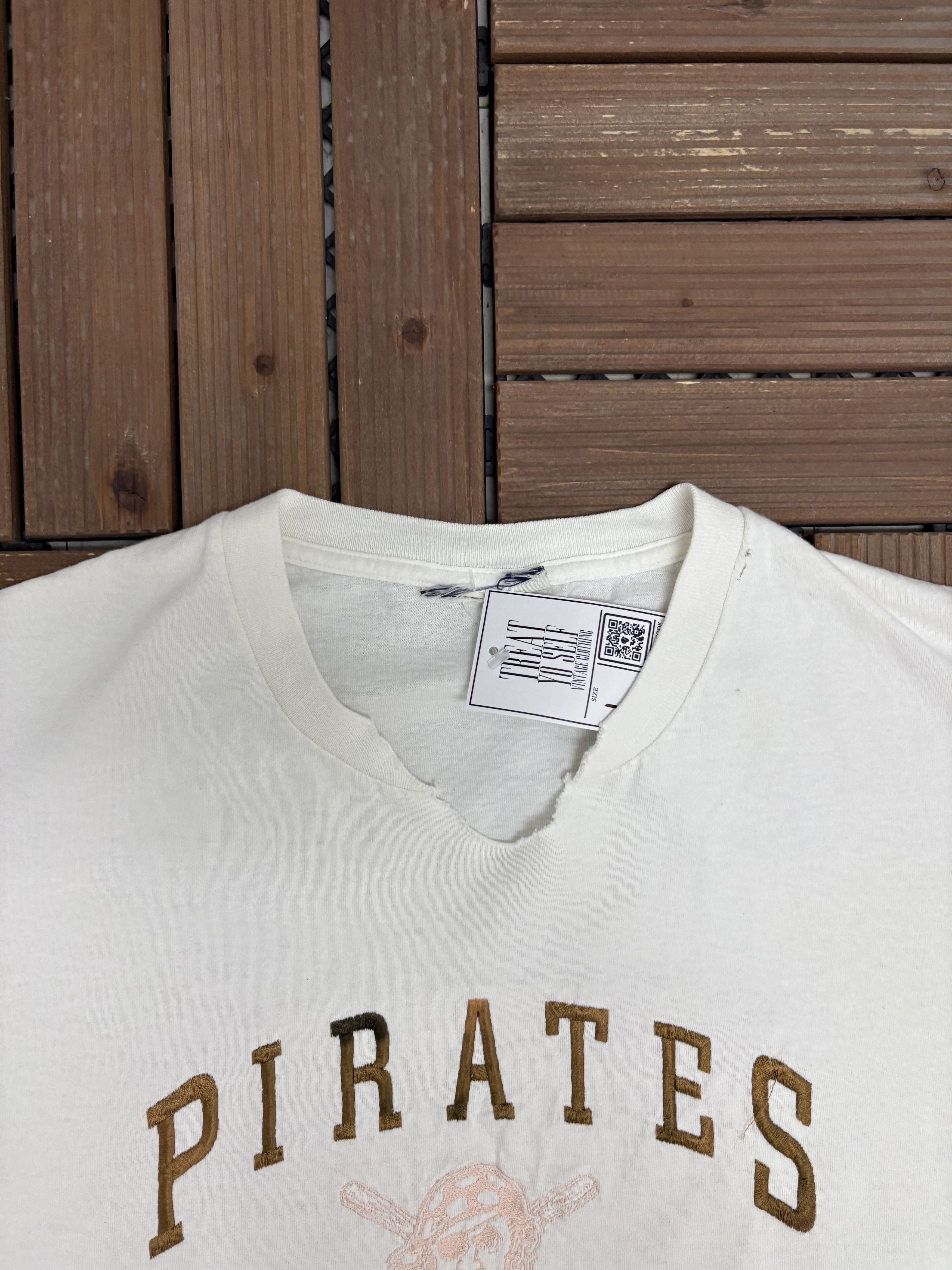Vintage Pittsburgh Pirates Embroidered Vintage White T-Shirt Tee Size US L / EU 52-54 / 3 - 5 Thumbnail
