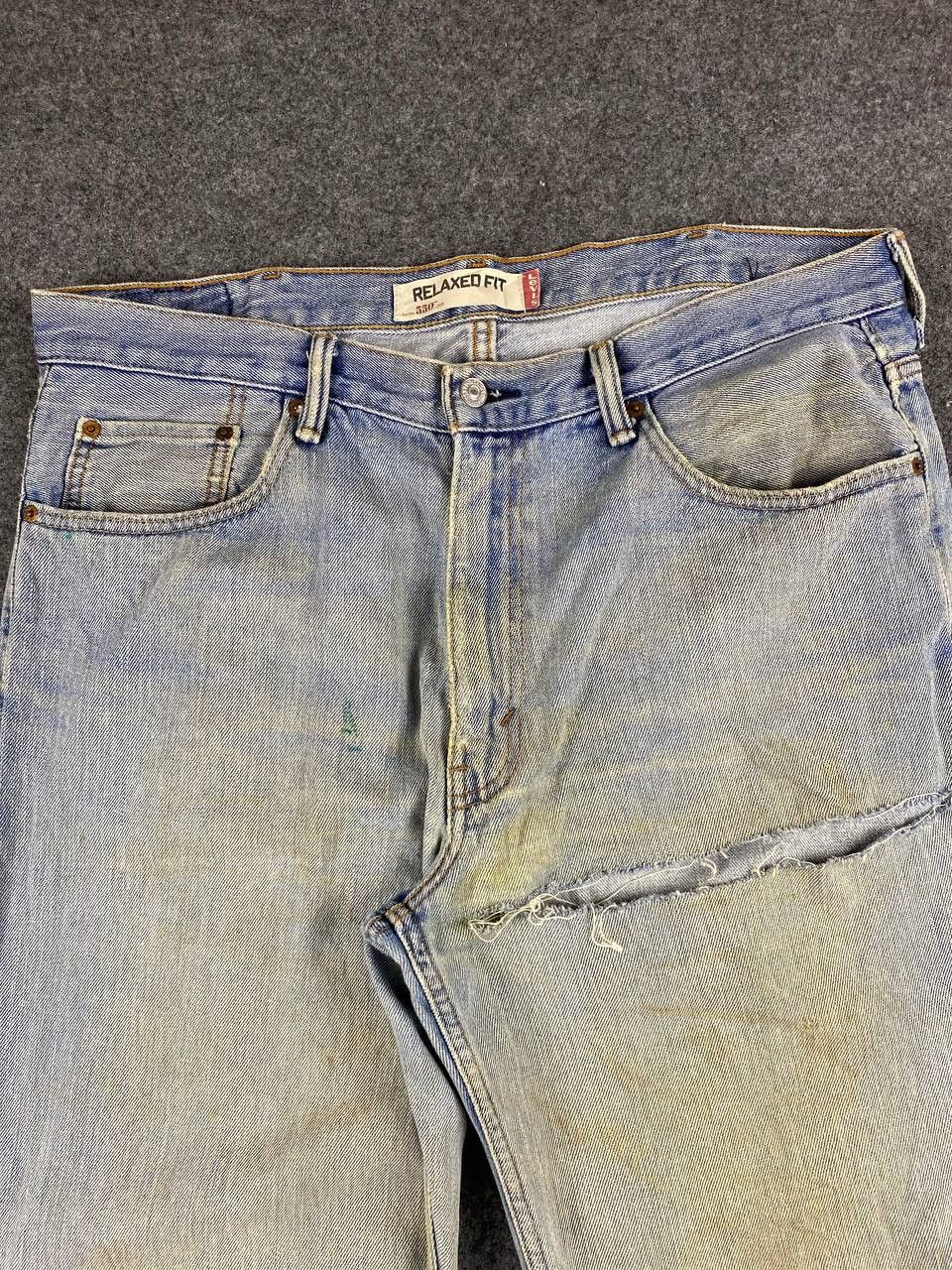 Levi's vintage levis 550 relaxed fit distressed denim Size US 39 - 11 Thumbnail