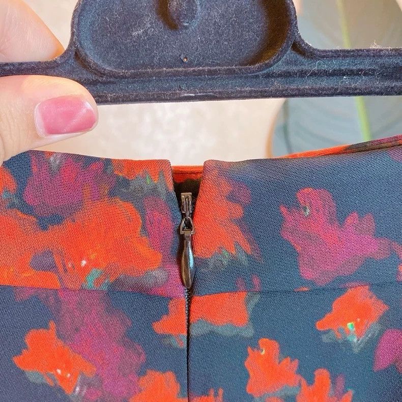 Givenchy Givenchy Size34 Unique Design Midi Skirt Size S / US 4 / IT 40 - 5 Thumbnail