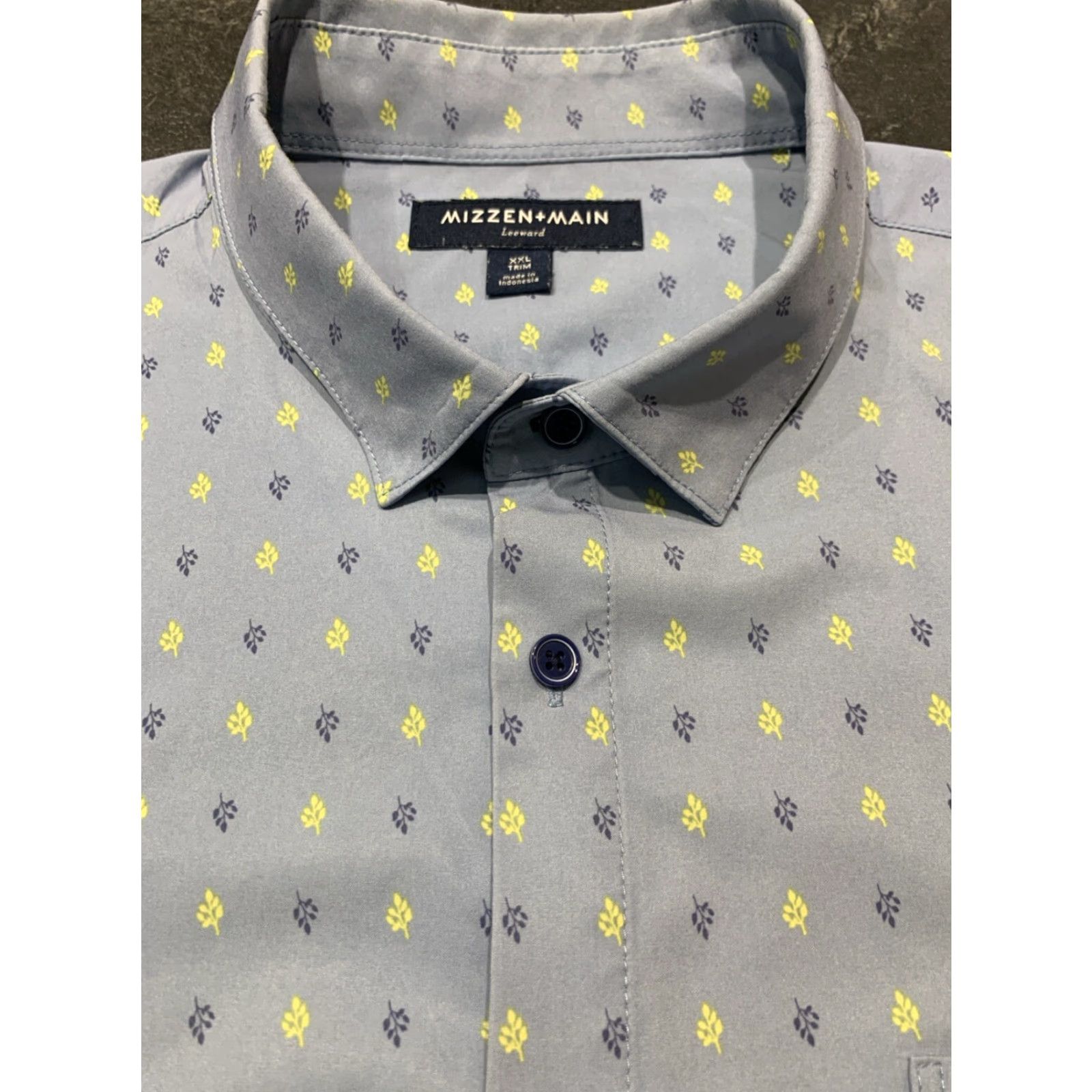 Mizzen+Main Mizzen+Main Men’s Trim Fit Short Sleeve Button-Up Shirt 2XL Blue Tropical Floral Print Size US XXL / EU 58 / 5 - 6 Thumbnail