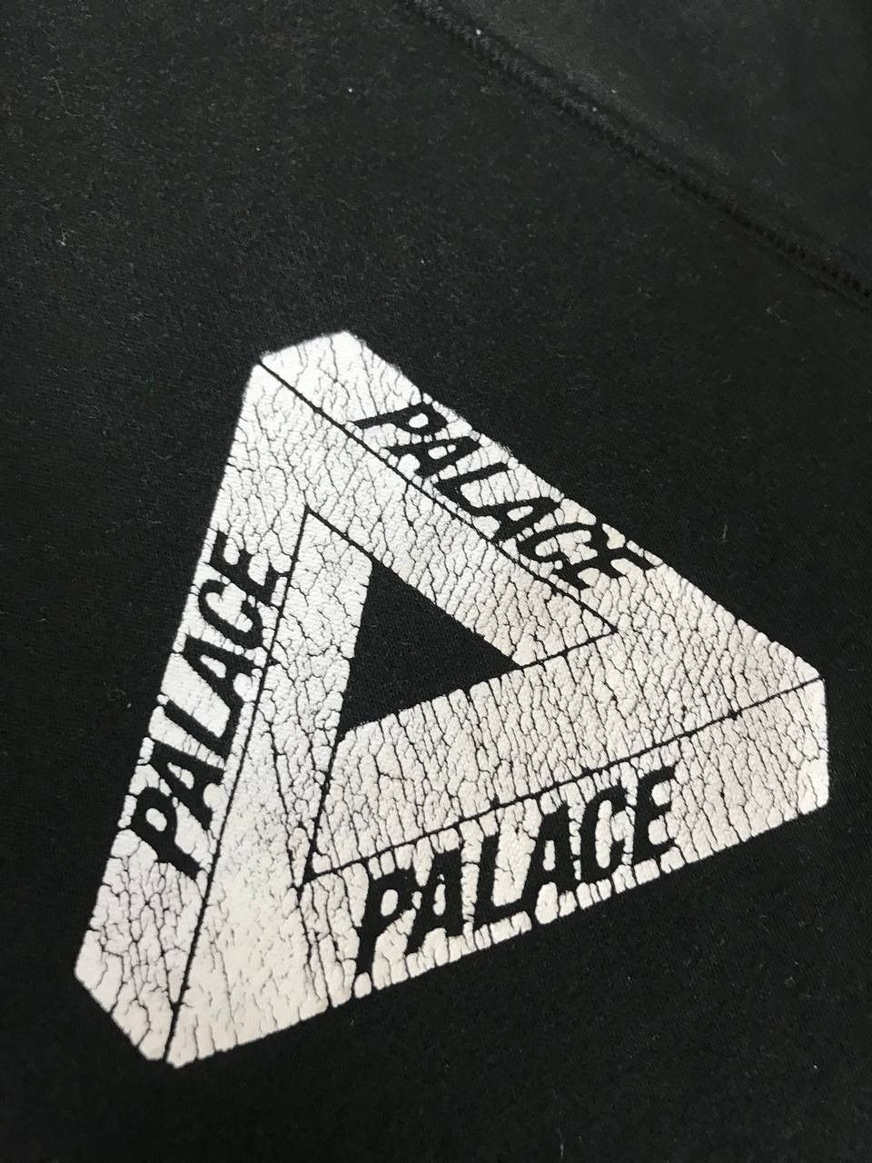 Vintage 🔥 Palace Skateboards Distressed Logo Faded Sweatshirt Y2K Size US XL / EU 56 / 4 - 8 Thumbnail