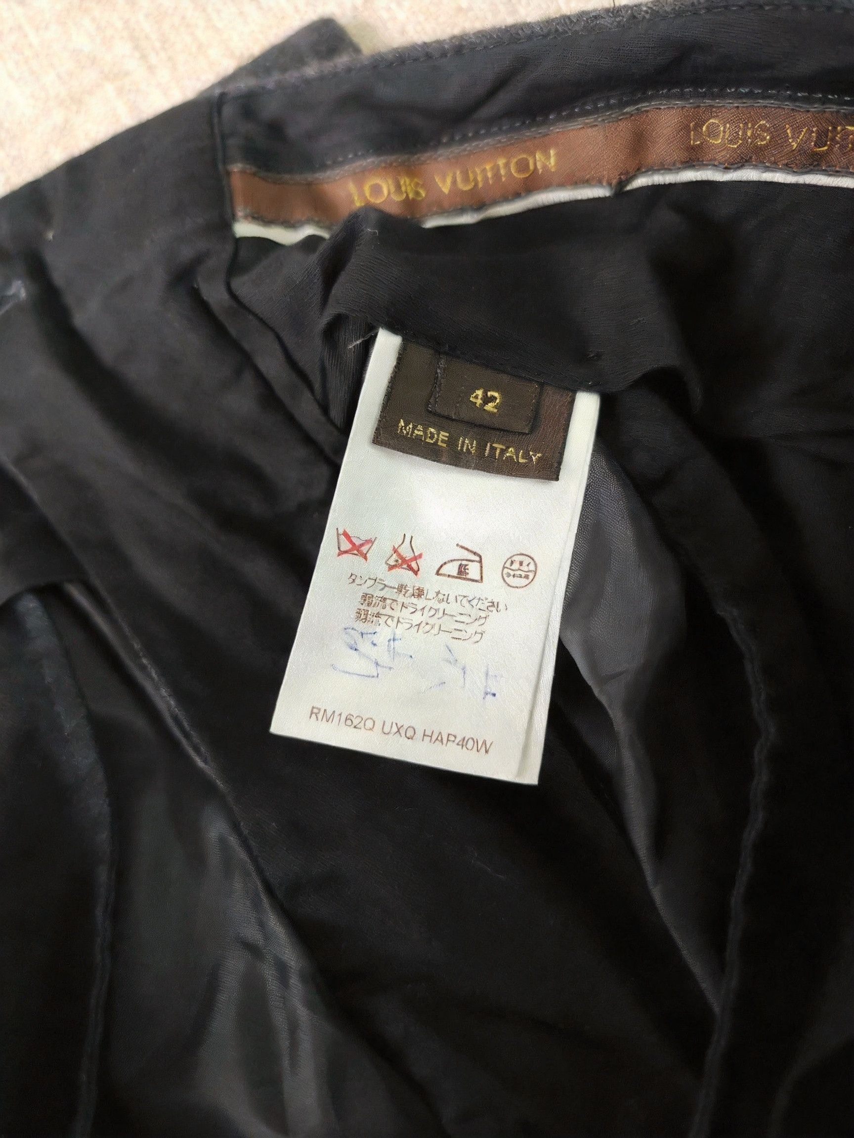 Louis Vuitton Louis Vuitton Men's Wool Trousers. Size US 26 / EU 42 - 2 Thumbnail