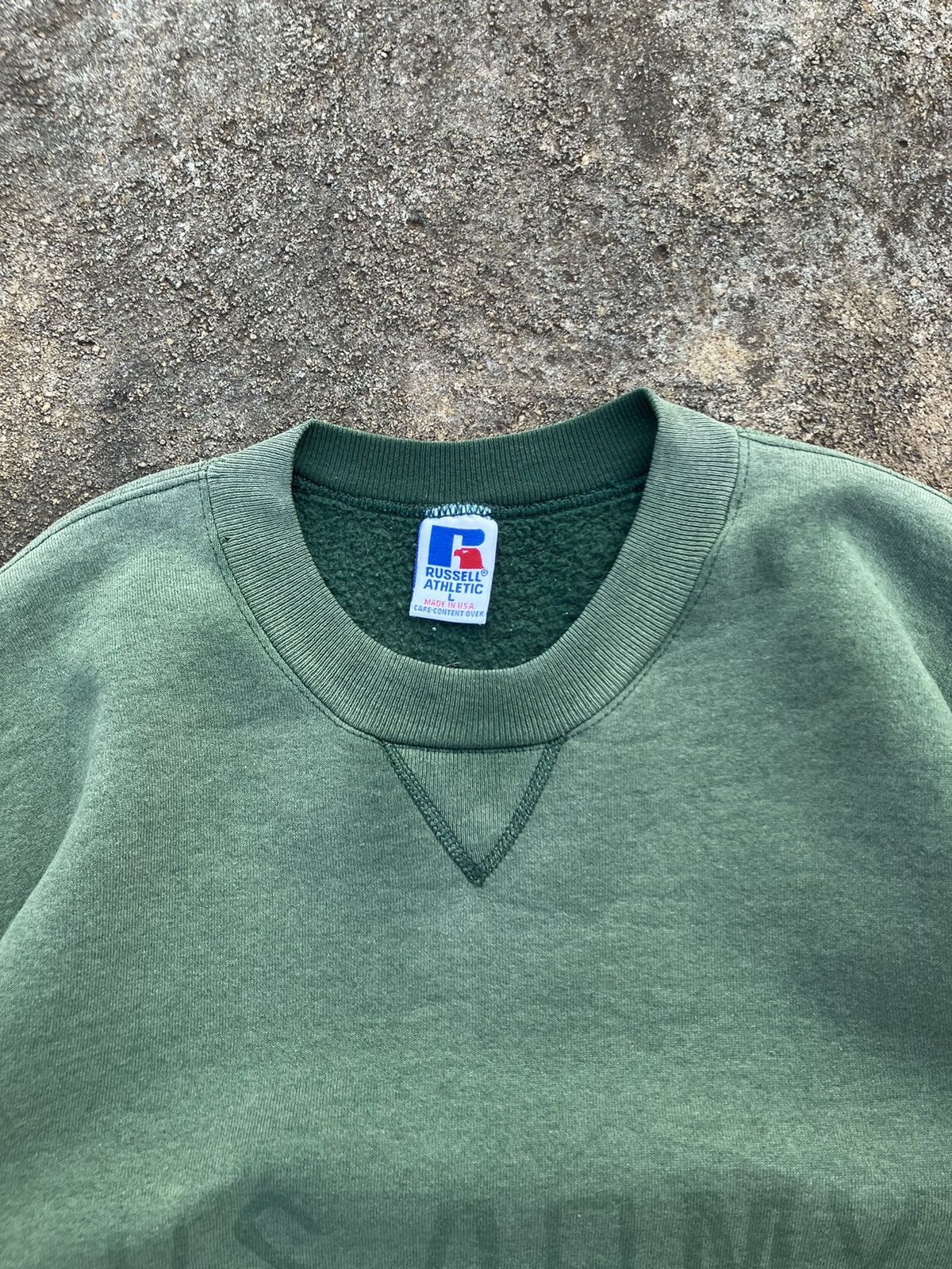 Russell Athletic × Vintage Vintage Russell sweater & faded us.Army. (Made in USA.) Size US M / EU 48-50 / 2 - 7 Thumbnail